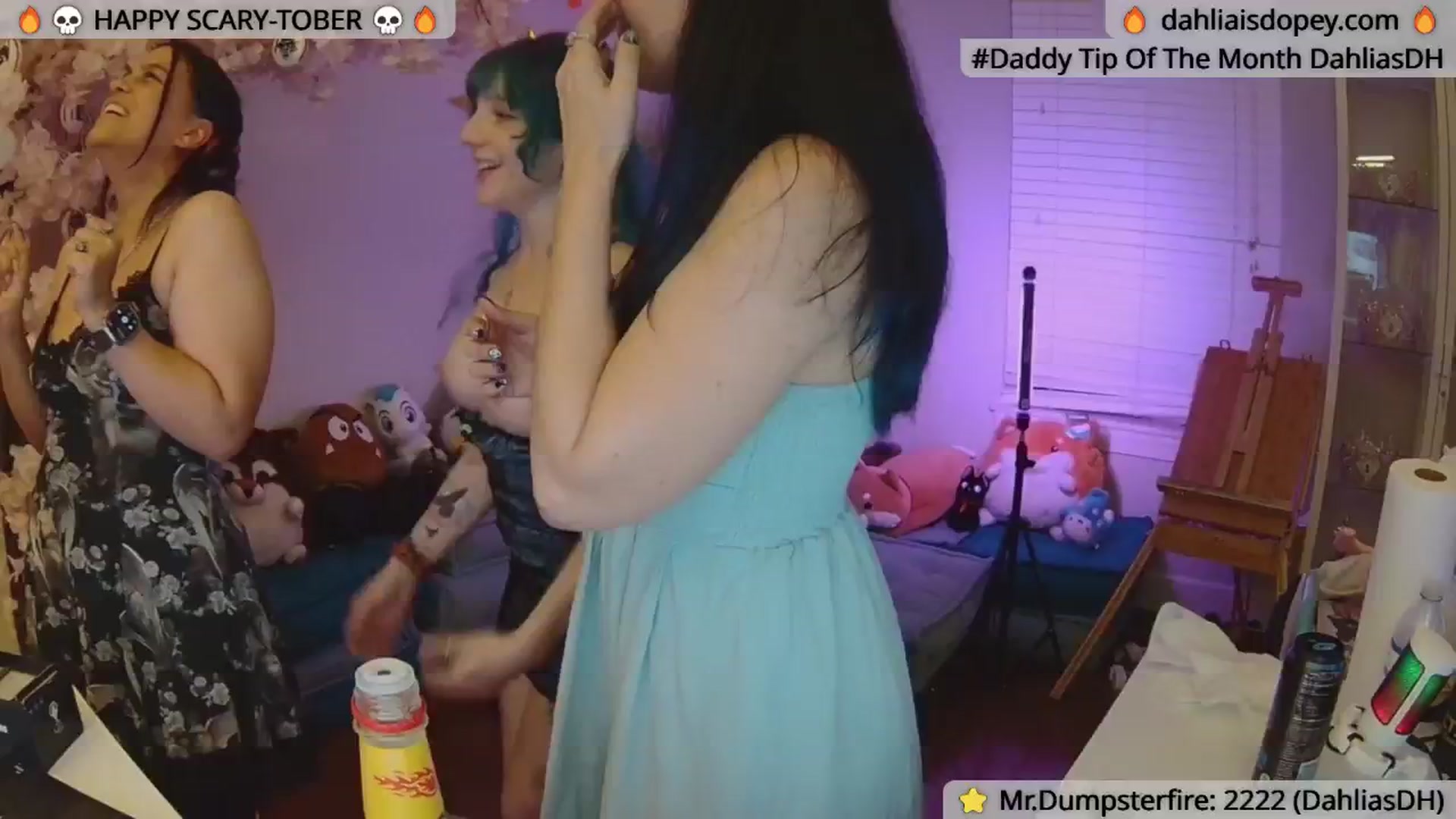 Gallery image thumbnail from DahliaIsDopey's myfreecams stream on, 10/30/2024, 03:16 image 5 of 20