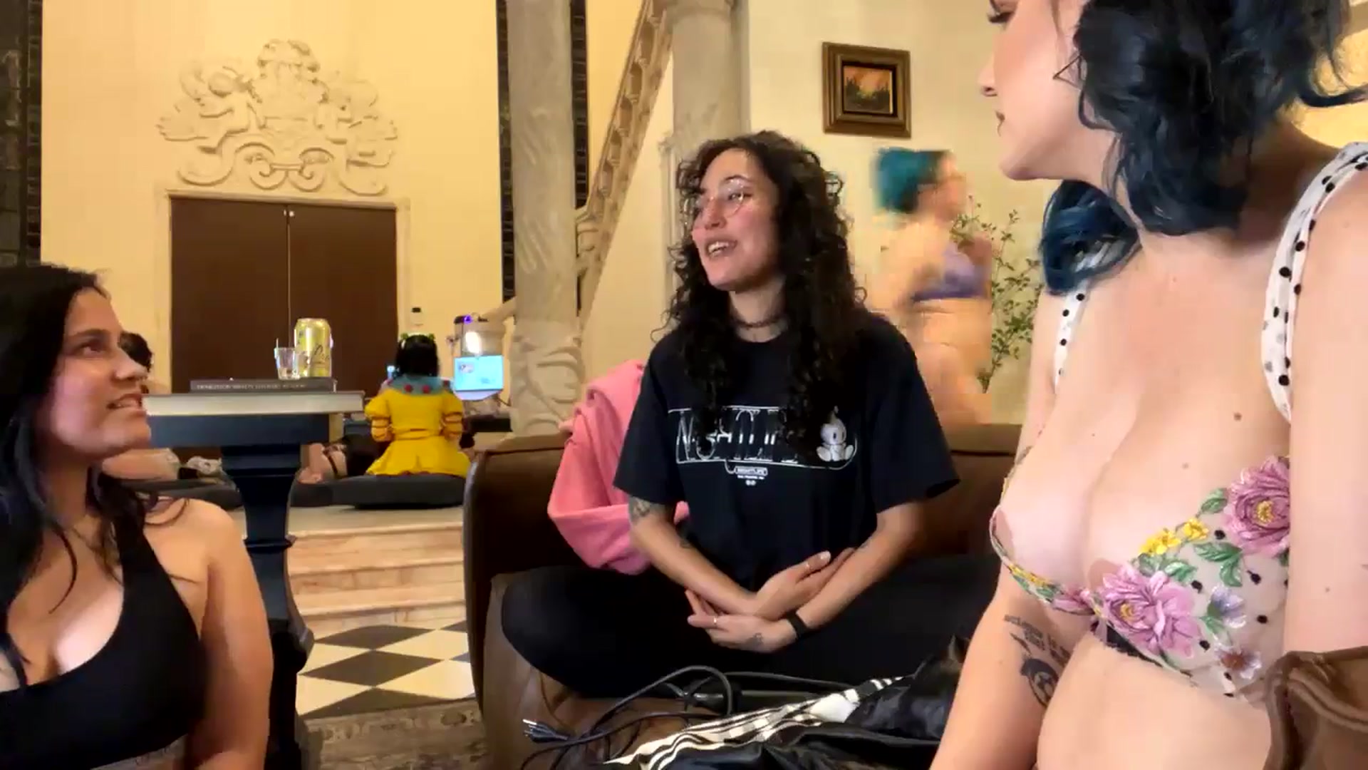Gallery image thumbnail from DahliaIsDopey's myfreecams stream on, 11/16/2024, 06:34 image 11 of 20