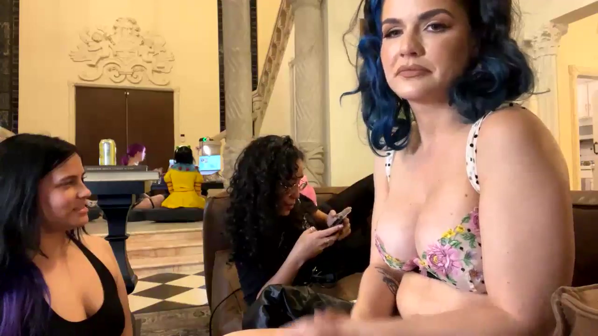 Gallery image thumbnail from DahliaIsDopey's myfreecams stream on, 11/16/2024, 06:34 image 2 of 20