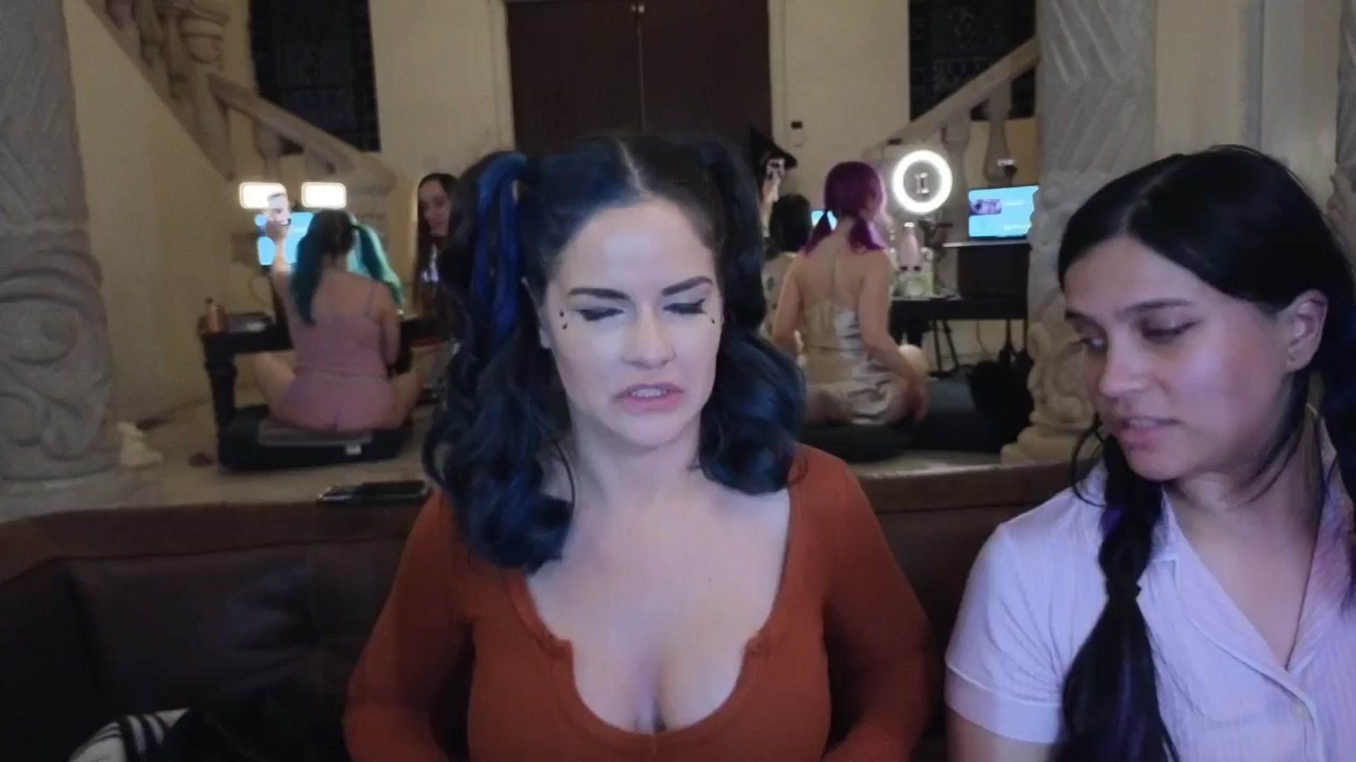 Gallery image thumbnail from DahliaIsDopey's myfreecams stream on, 11/19/2024, 03:20 image 3 of 20