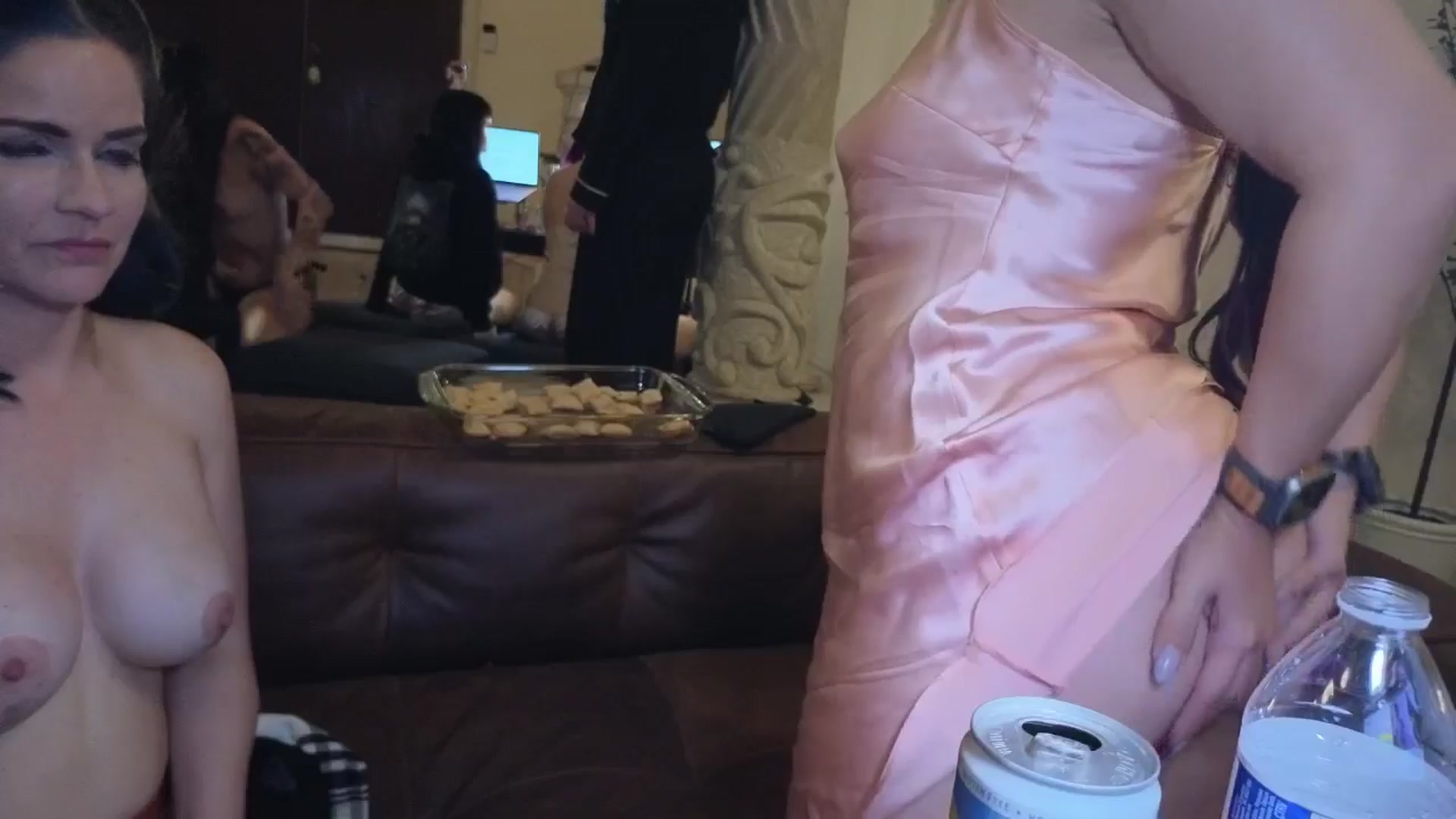 Gallery image thumbnail from DahliaIsDopey's myfreecams stream on, 11/19/2024, 06:01 image 20 of 20
