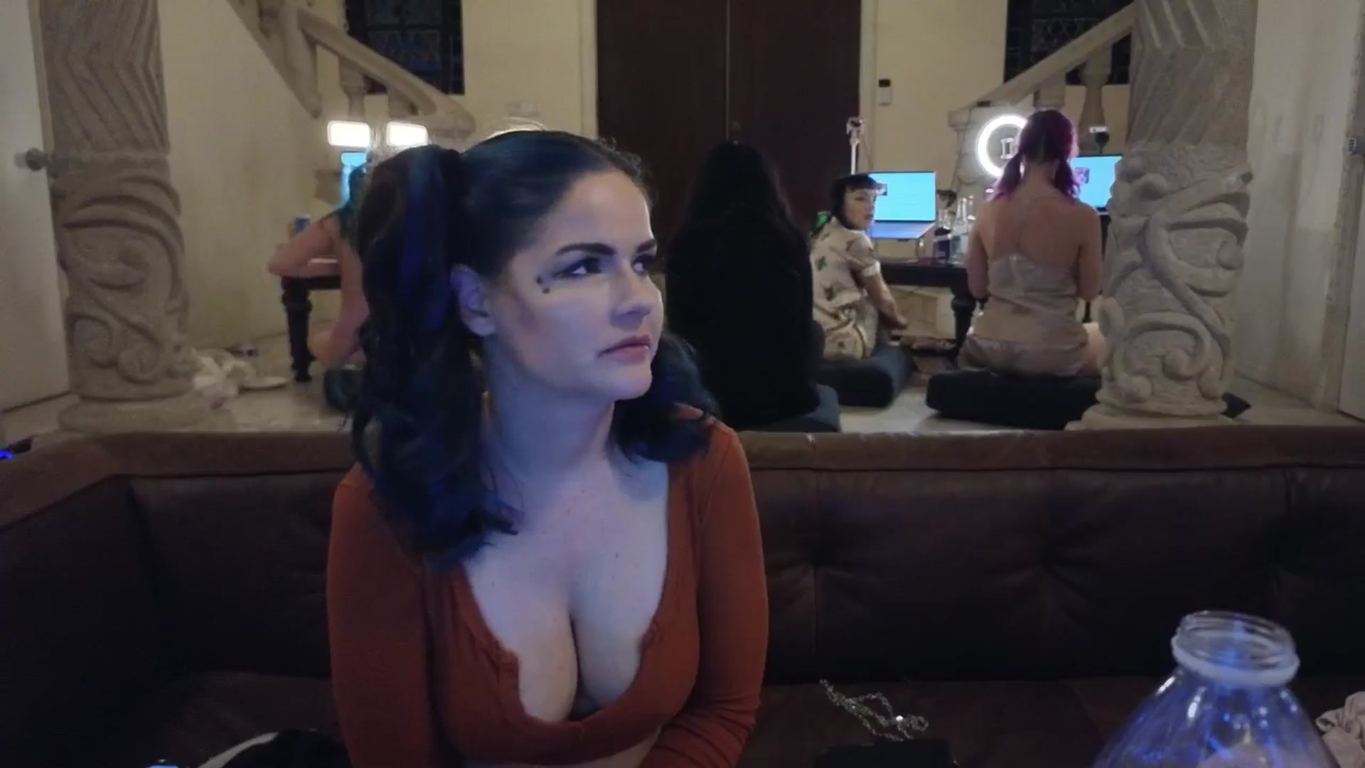 Gallery image thumbnail from DahliaIsDopey's myfreecams stream on, 11/19/2024, 06:01 image 11 of 20