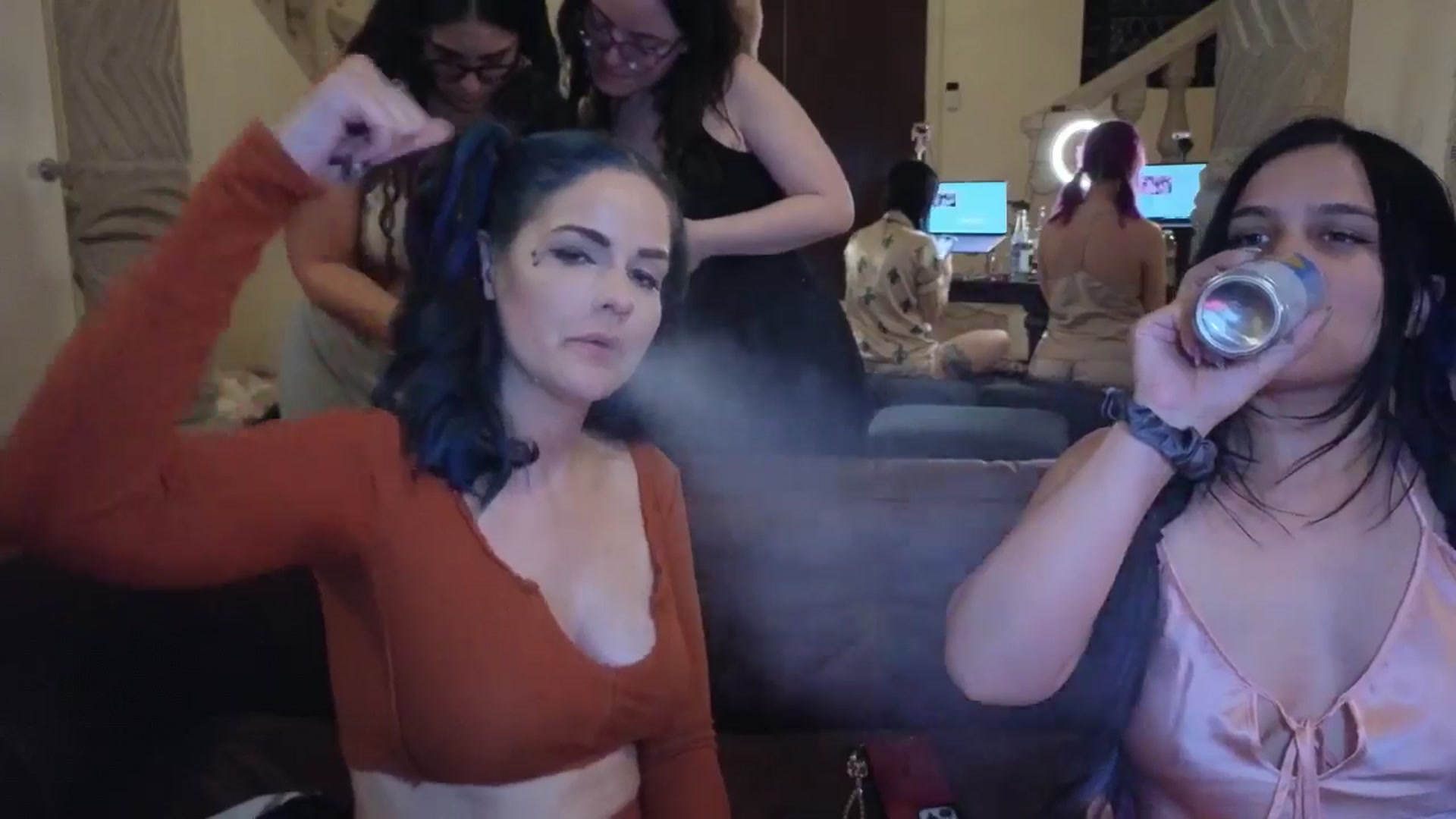 Gallery image thumbnail from DahliaIsDopey's myfreecams stream on, 11/19/2024, 06:01 image 14 of 20