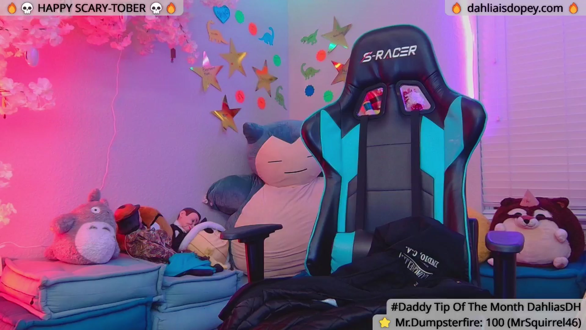 Gallery image thumbnail from DahliaIsDopey's myfreecams stream on, 11/25/2024, 02:37 image 9 of 20