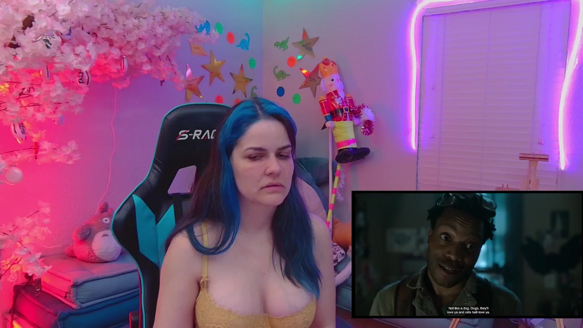 Gallery image thumbnail from DahliaIsDopey's myfreecams stream on, 11/25/2024, 04:07 image 8 of 20