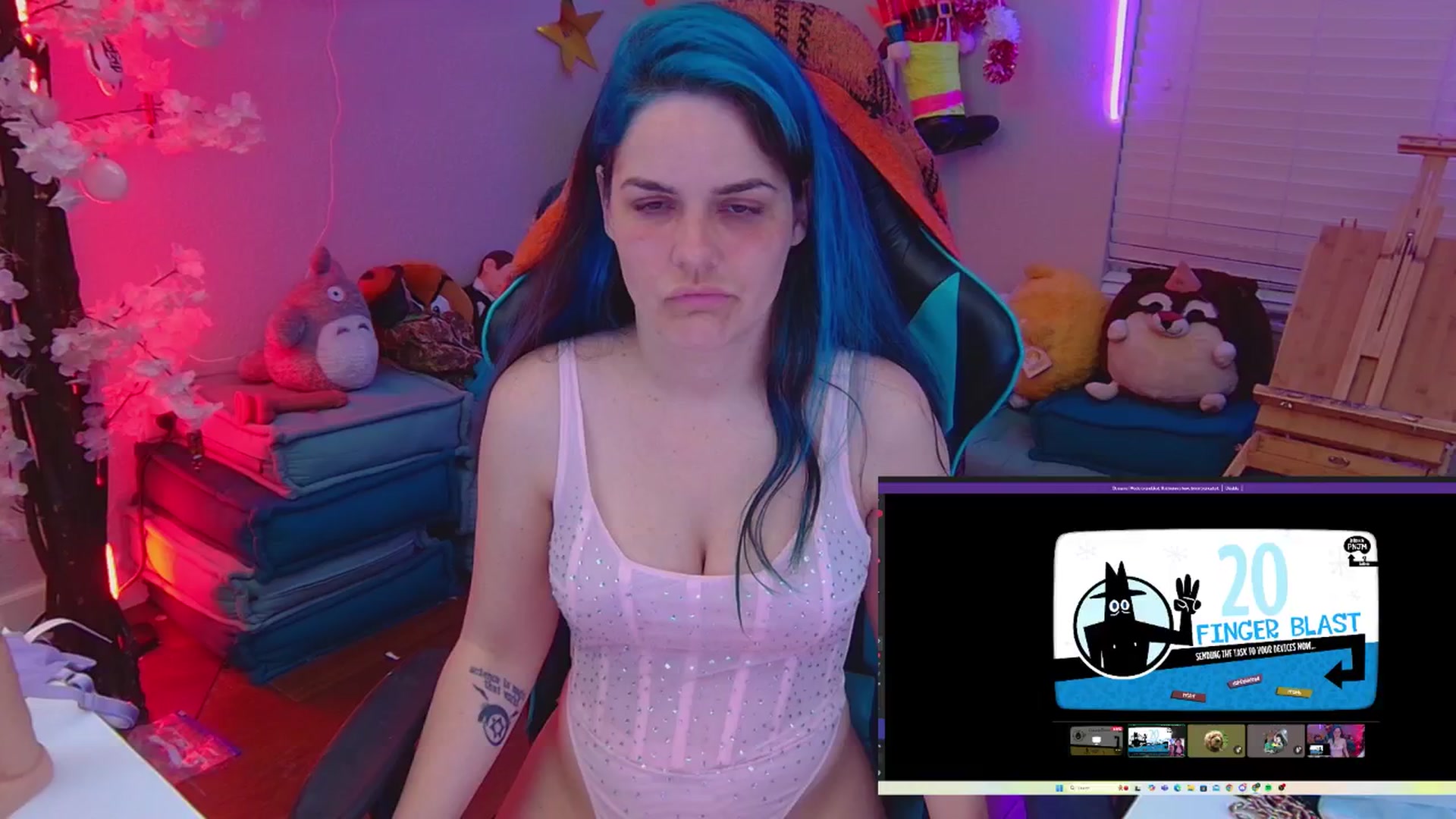 Gallery image thumbnail from DahliaIsDopey's myfreecams stream on, 12/07/2024, 04:35 image 19 of 20