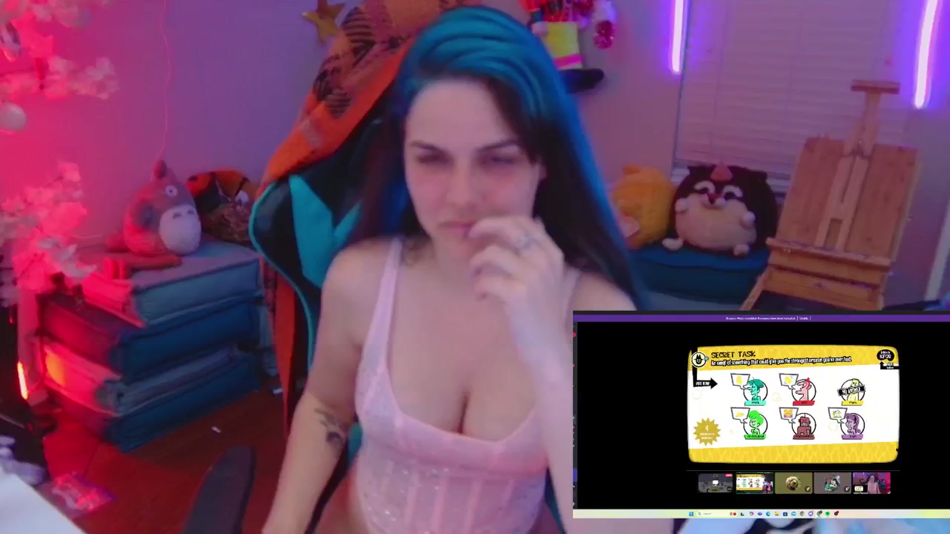 Gallery image thumbnail from DahliaIsDopey's myfreecams stream on, 12/07/2024, 05:09 image 6 of 20