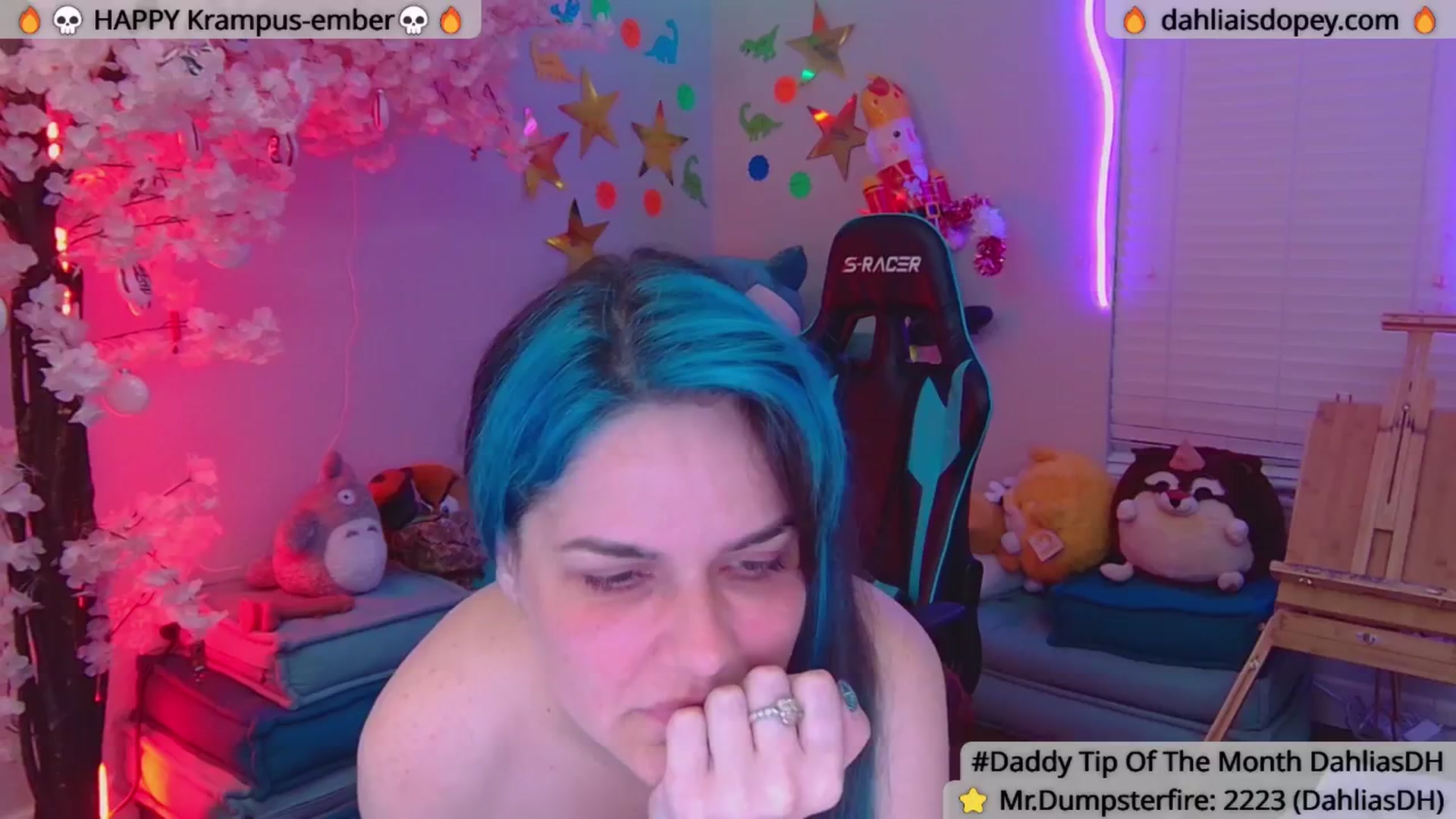 Gallery image thumbnail from DahliaIsDopey's myfreecams stream on, 12/10/2024, 05:06 image 13 of 20
