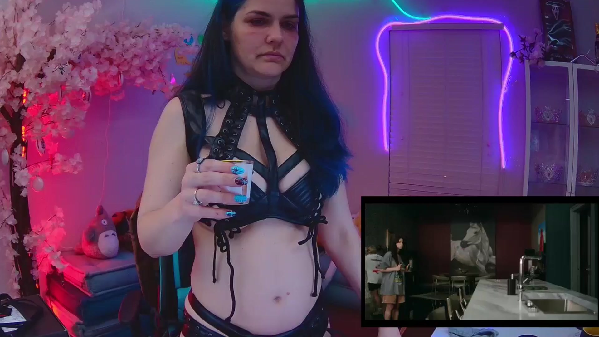 Gallery image thumbnail from DahliaIsDopey's myfreecams stream on, 01/12/2025, 06:18 image 5 of 20