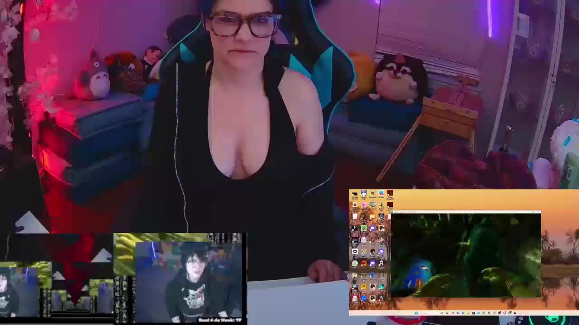 Gallery image thumbnail from DahliaIsDopey's myfreecams stream on, 02/14/2025, 05:08 image 3 of 20