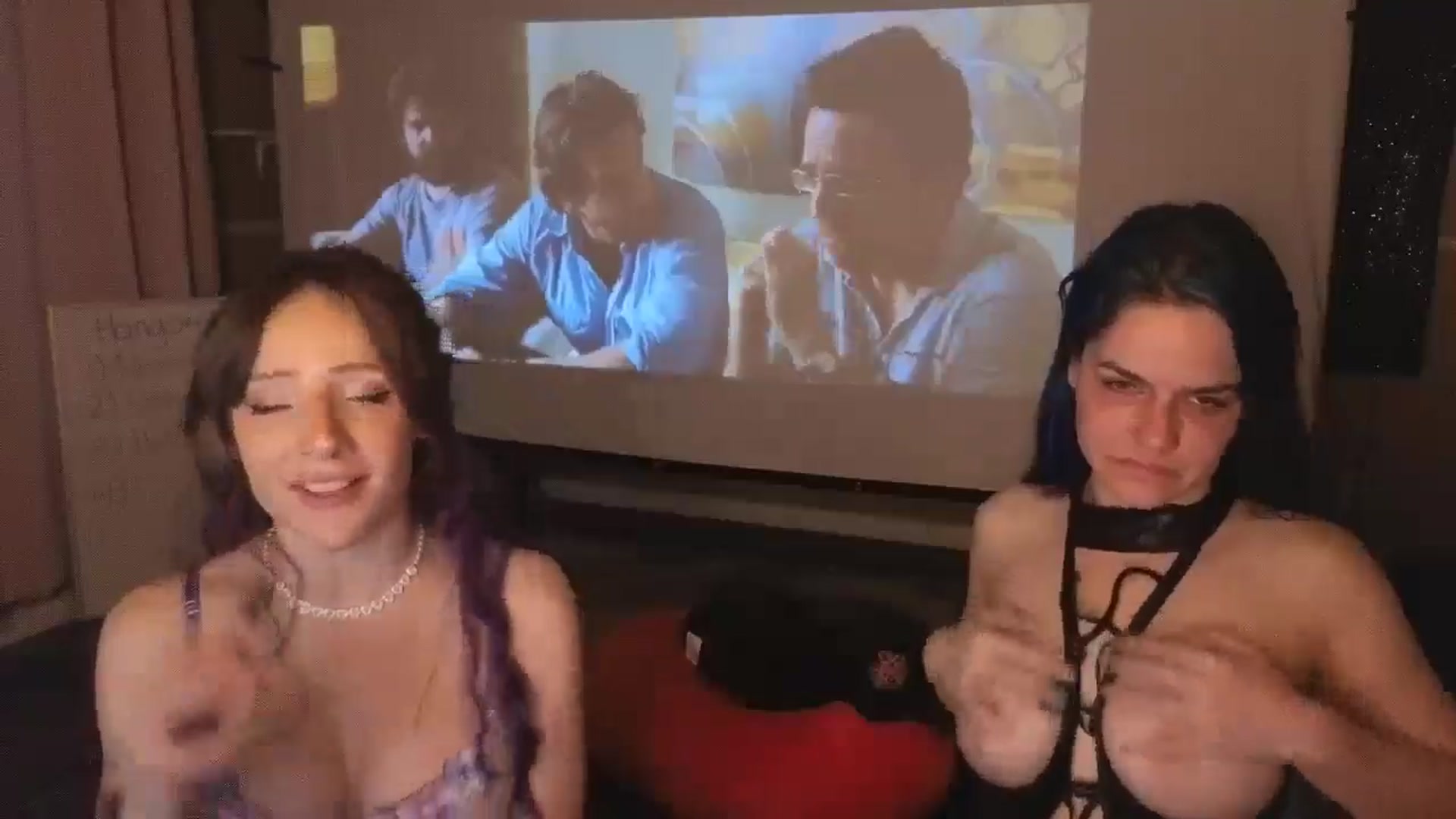 Gallery image thumbnail from DahliaIsDopey's myfreecams stream on, 03/01/2025, 08:15 image 6 of 20