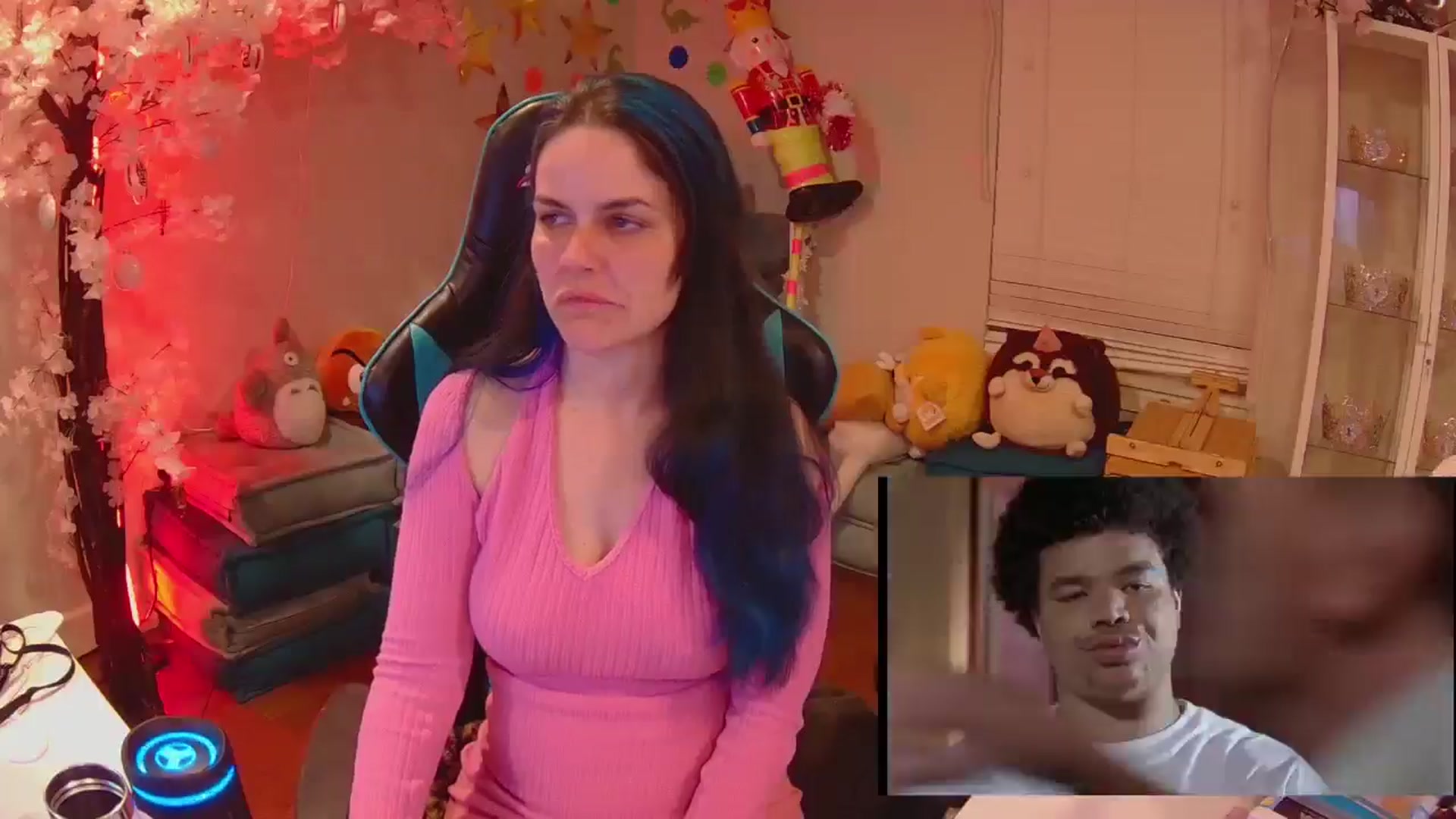 Gallery image thumbnail from DahliaIsDopey's myfreecams stream on, 03/23/2025, 03:50 image 7 of 20
