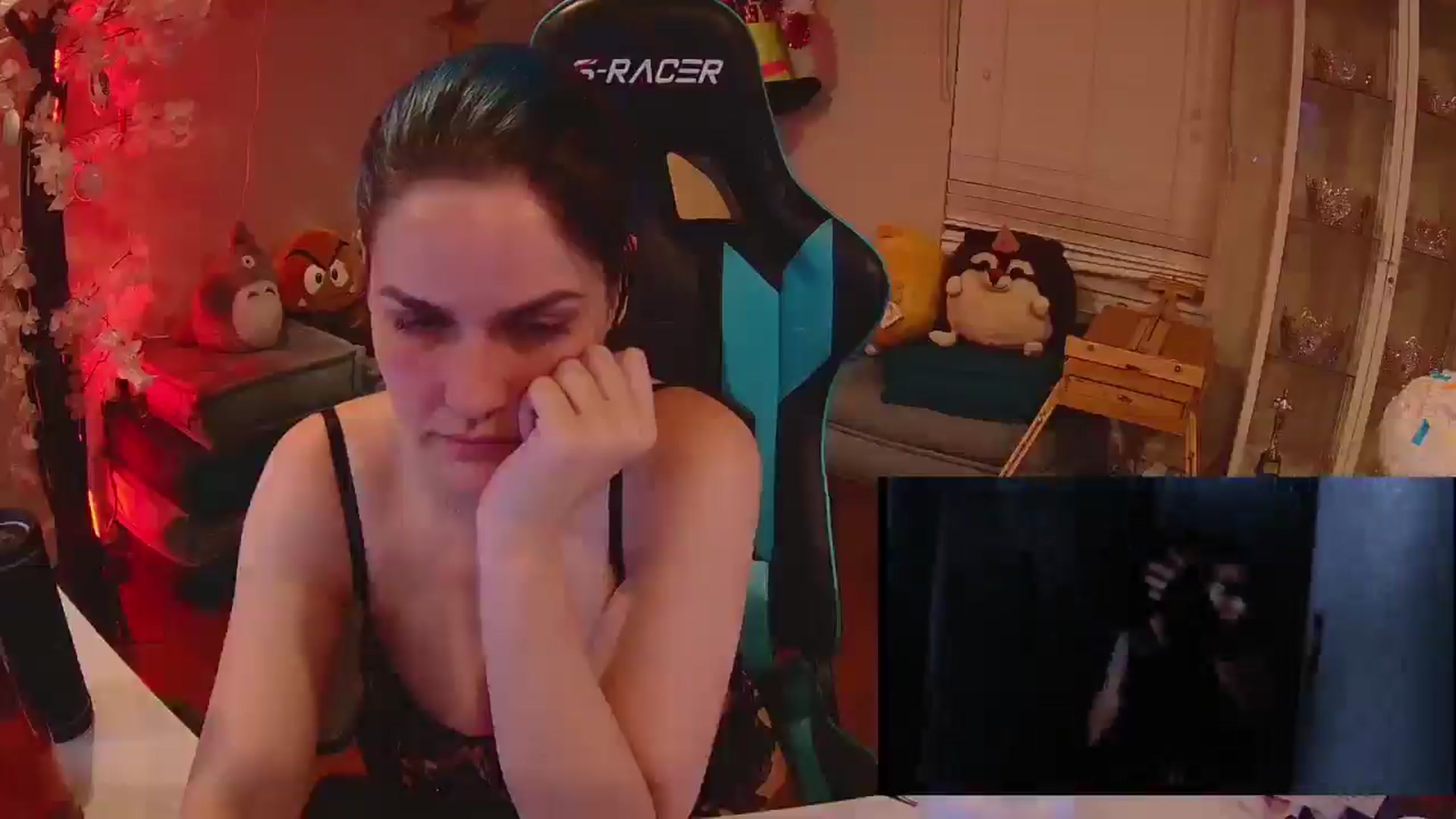 Gallery image thumbnail from DahliaIsDopey's myfreecams stream on, 03/27/2025, 03:16 image 13 of 20