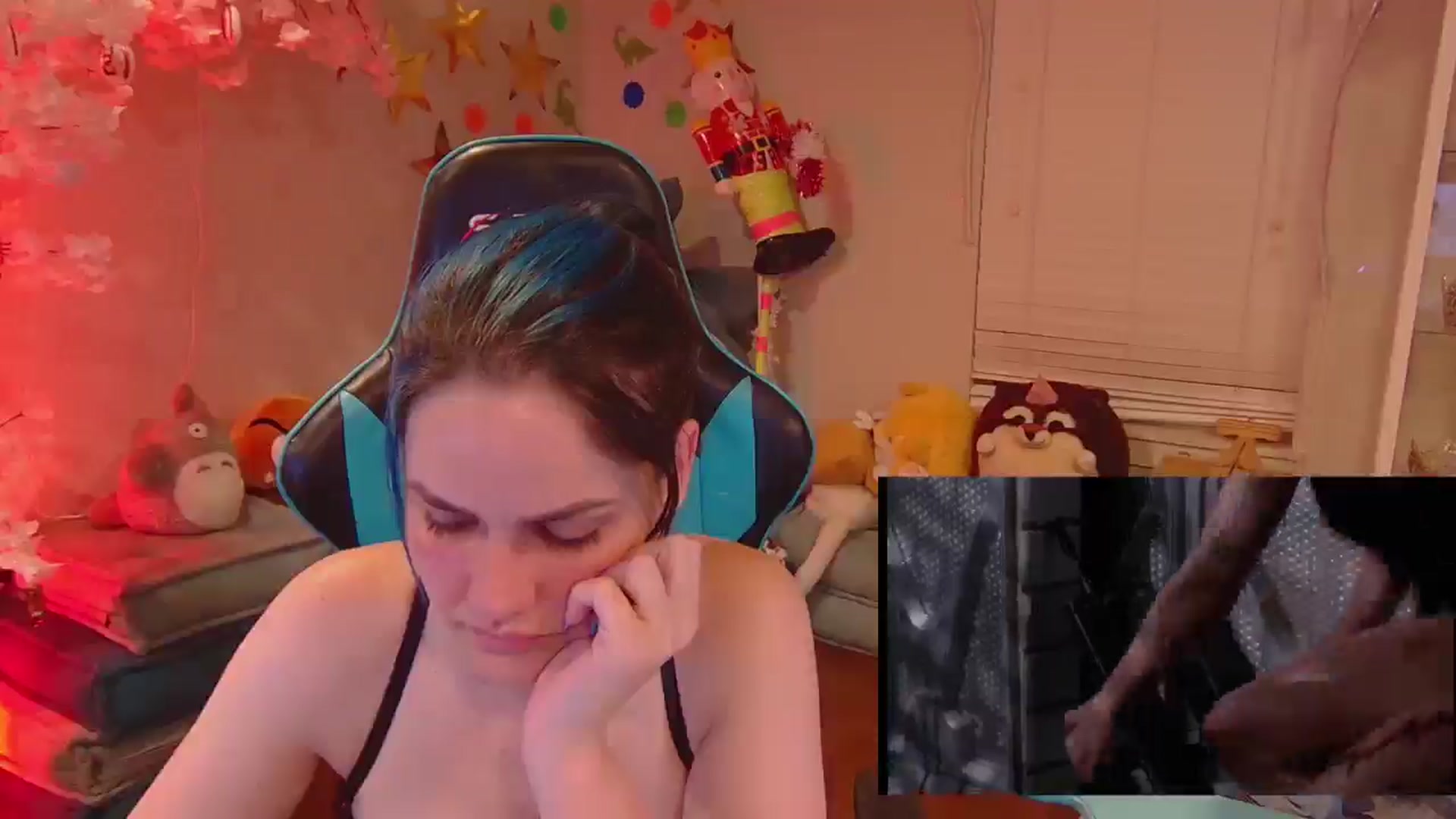 Gallery image thumbnail from DahliaIsDopey's myfreecams stream on, 03/27/2025, 03:36 image 8 of 20