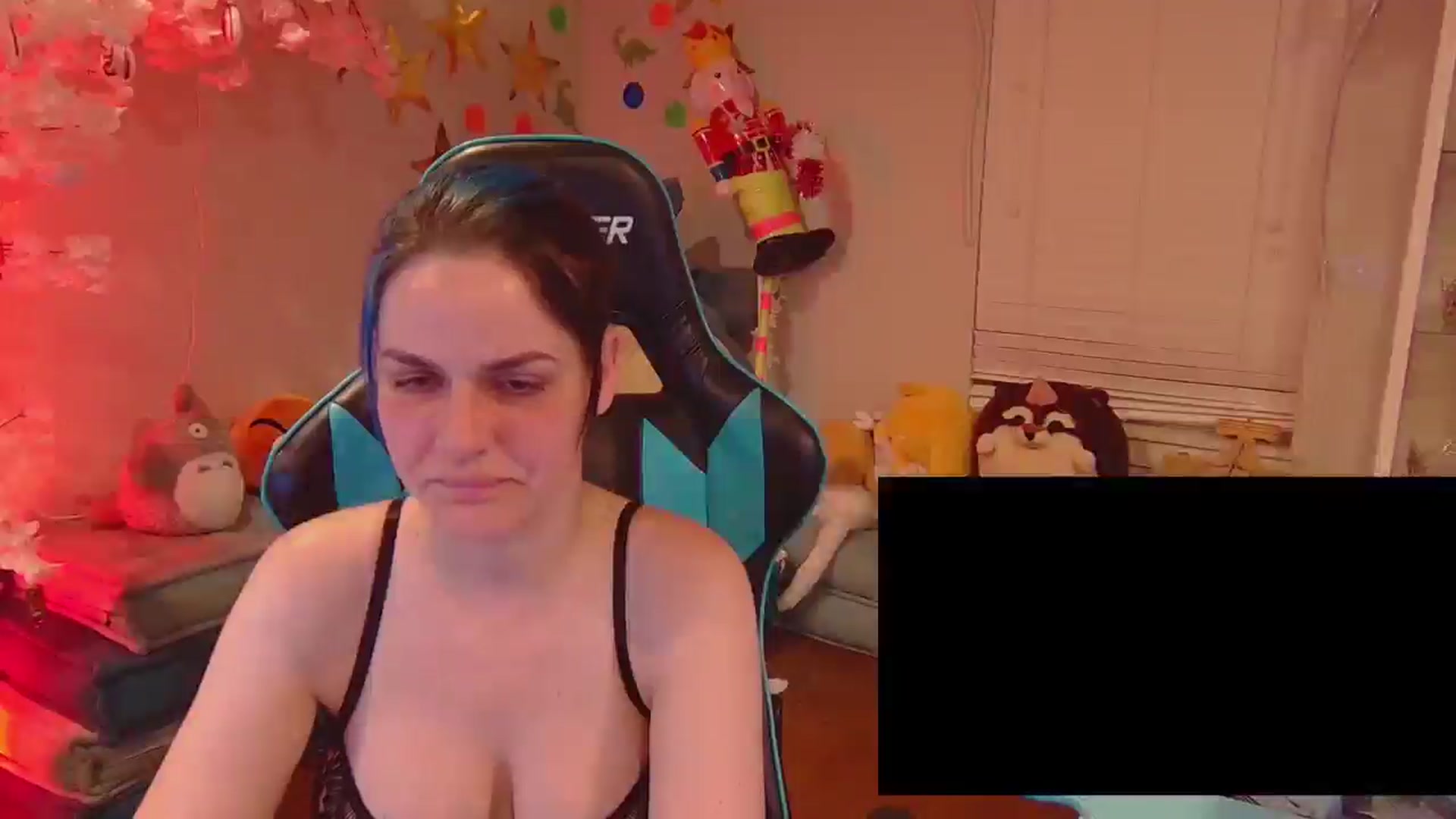 Gallery image thumbnail from DahliaIsDopey's myfreecams stream on, 03/27/2025, 03:36 image 2 of 20