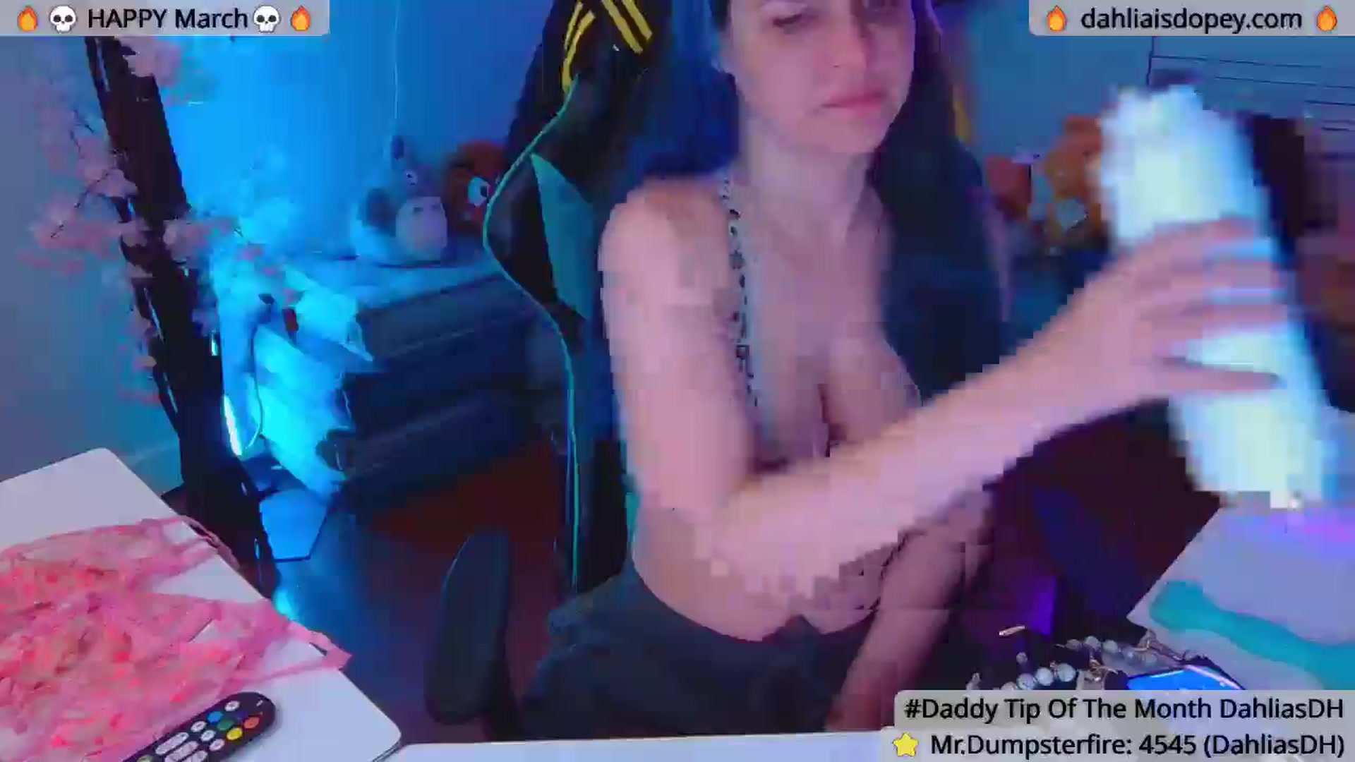 Gallery image thumbnail from DahliaIsDopey's myfreecams stream on, 04/01/2025, 03:09 image 2 of 20