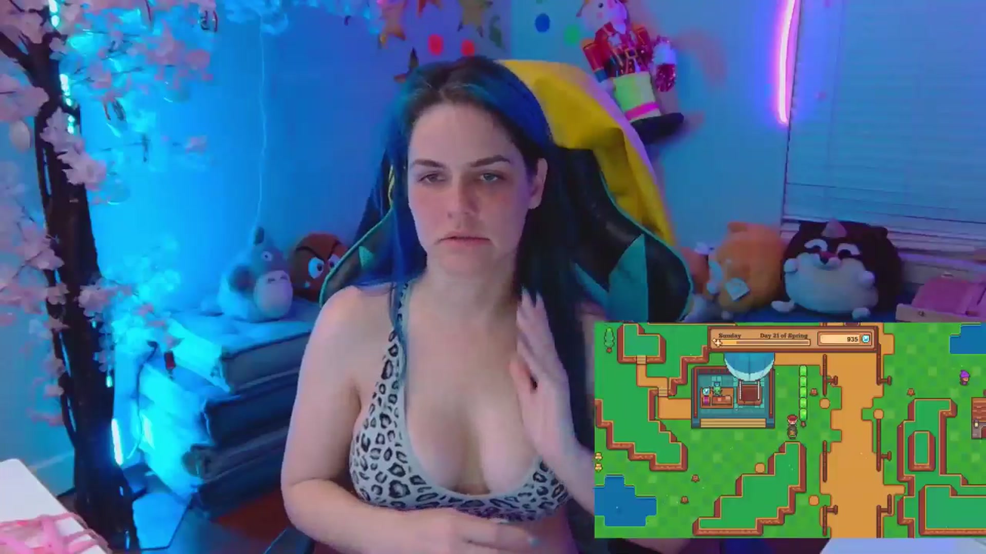 Gallery image thumbnail from DahliaIsDopey's myfreecams stream on, 04/01/2025, 04:45 image 16 of 20