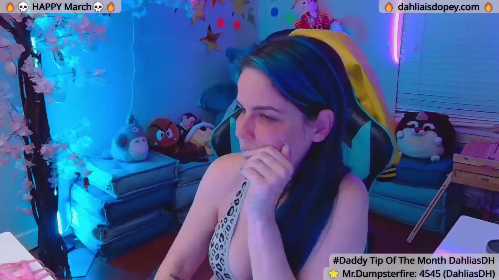 Gallery image thumbnail from DahliaIsDopey's myfreecams stream on, 04/01/2025, 04:45 image 18 of 20