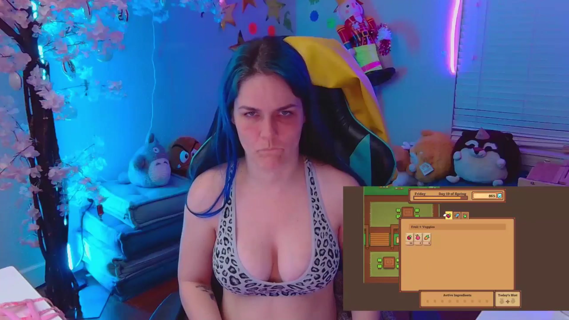 Gallery image thumbnail from DahliaIsDopey's myfreecams stream on, 04/01/2025, 04:45 image 7 of 20