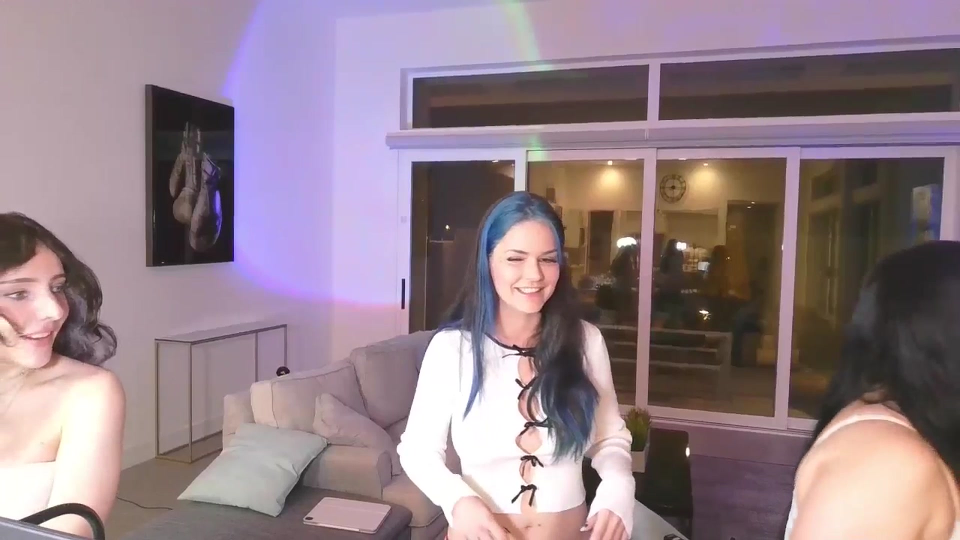Gallery image thumbnail from DahliaIsDopey's myfreecams stream on, 04/15/2025, 05:07 image 9 of 20
