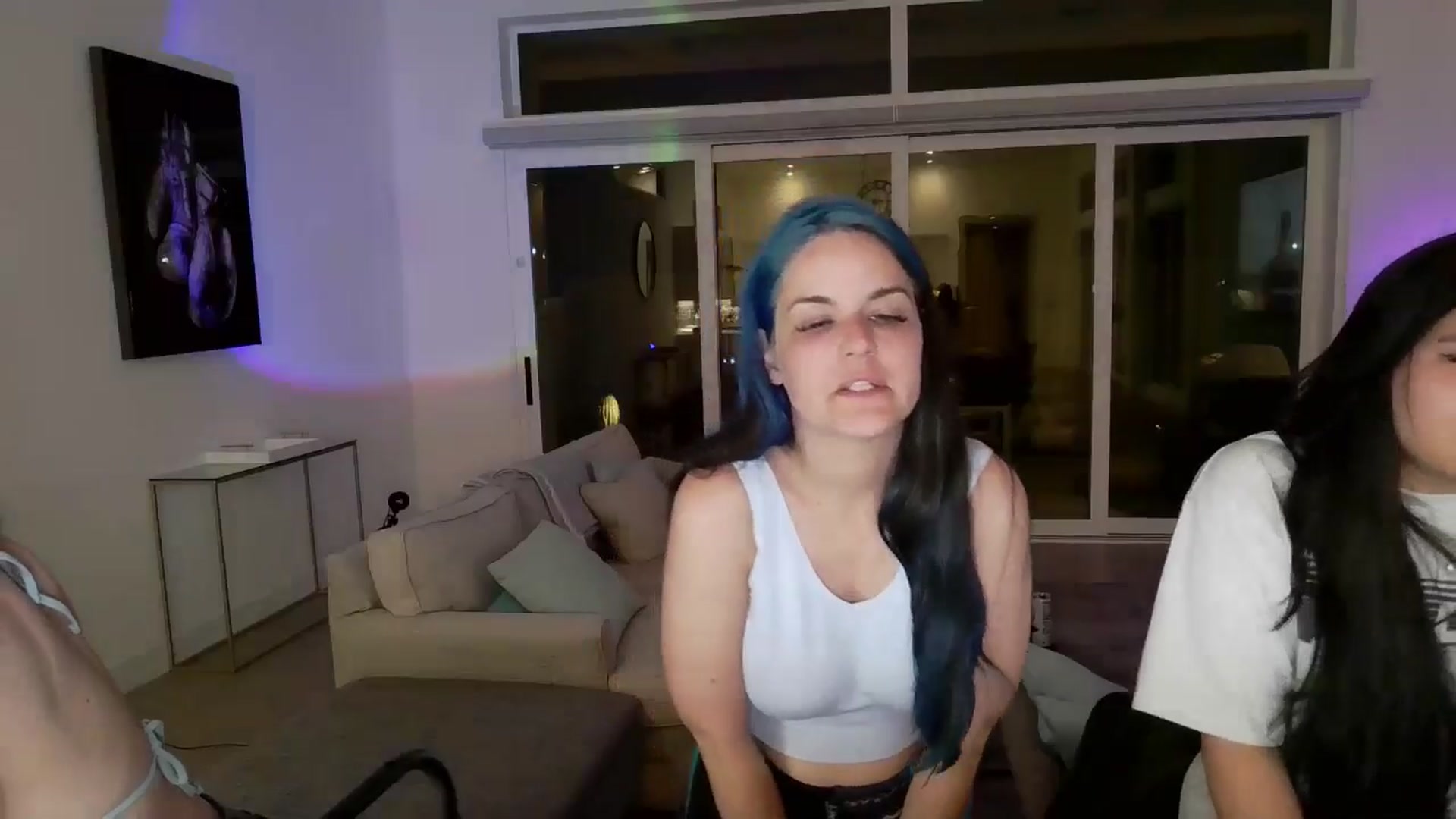 Gallery image thumbnail from DahliaIsDopey's myfreecams stream on, 04/16/2025, 04:59 image 4 of 20
