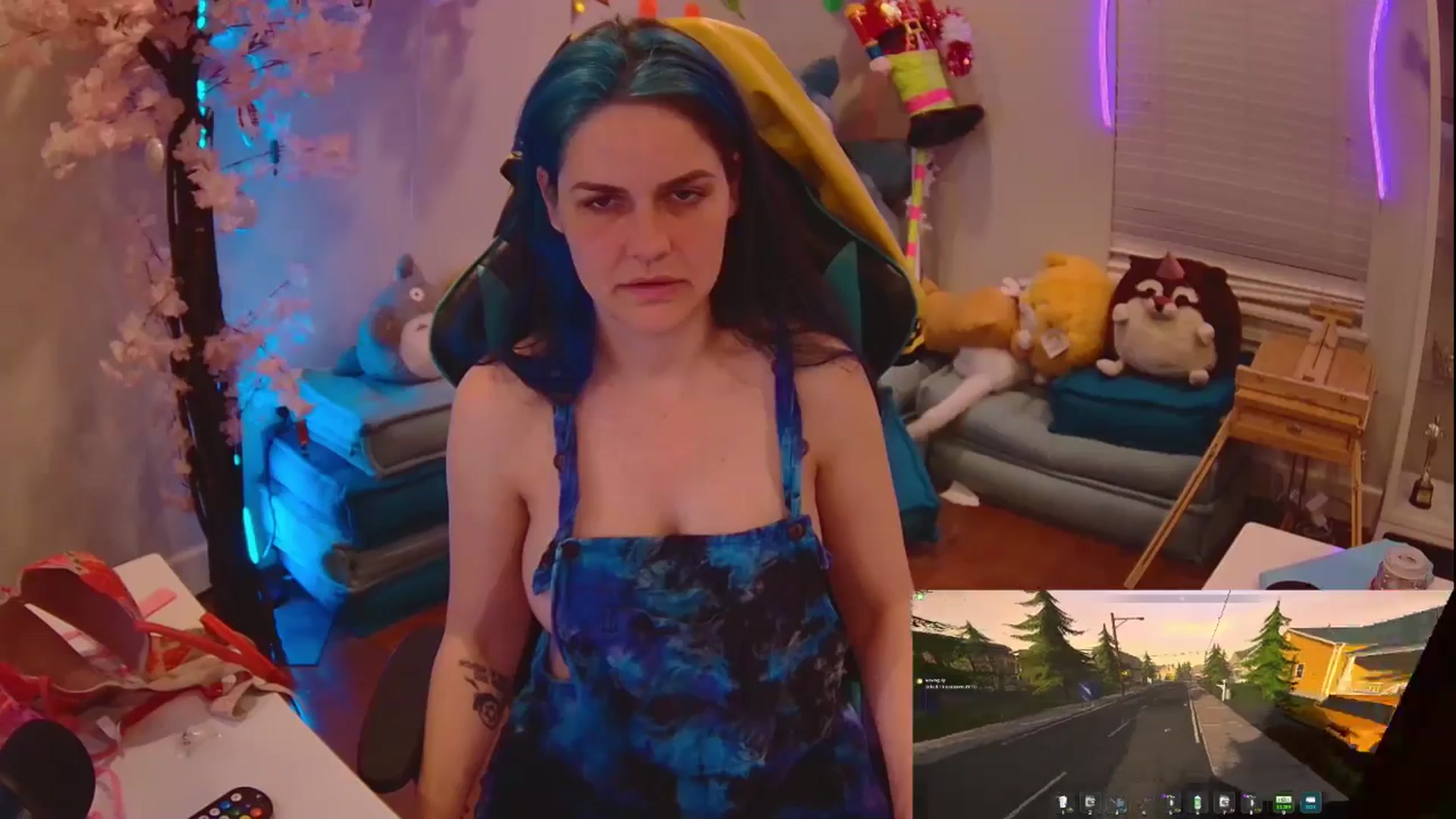 Gallery image thumbnail from DahliaIsDopey's myfreecams stream on, 04/24/2025, 04:58 image 5 of 20