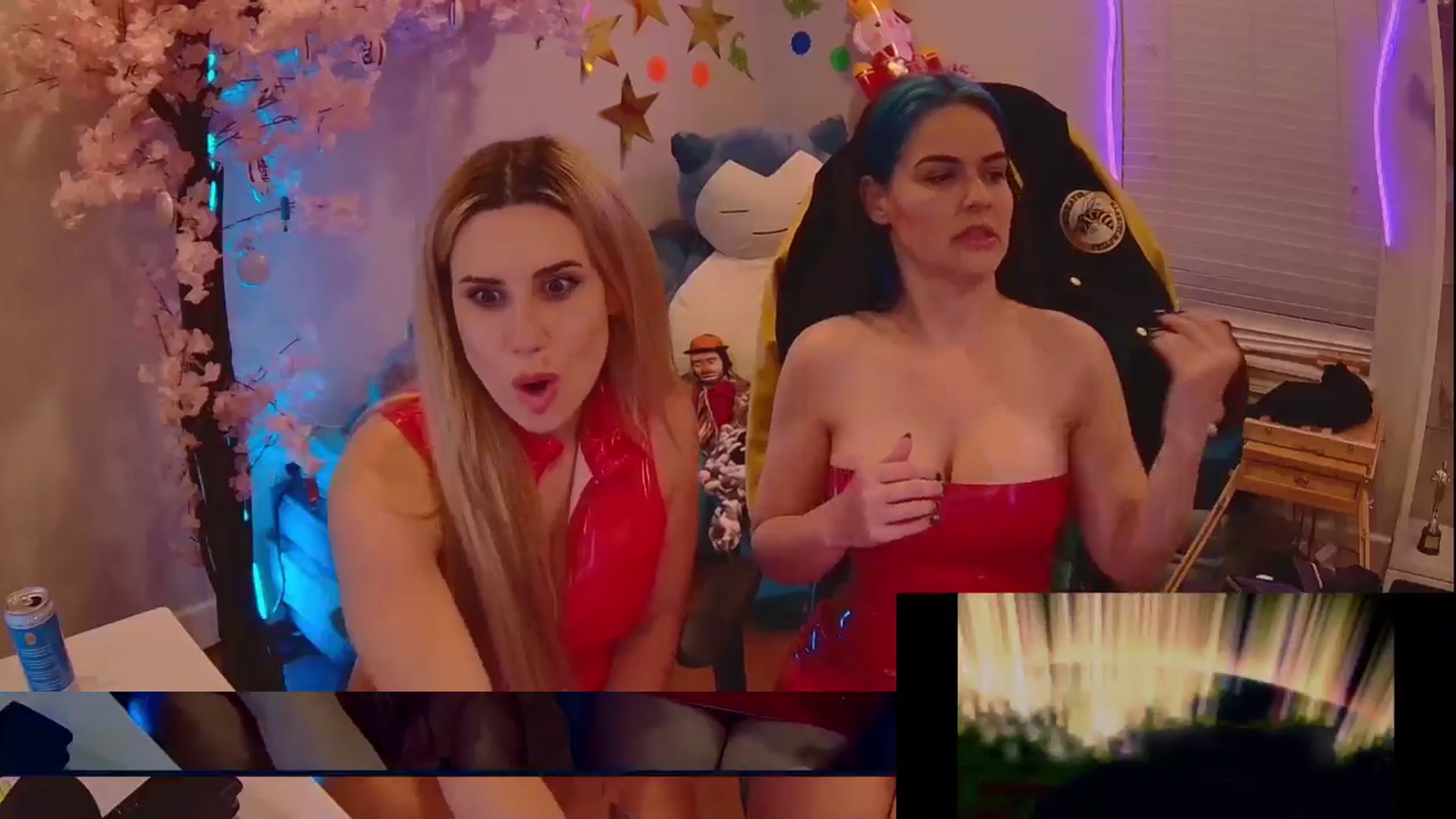 Gallery image thumbnail from DahliaIsDopey's myfreecams stream on, 04/25/2025, 03:53 image 3 of 20