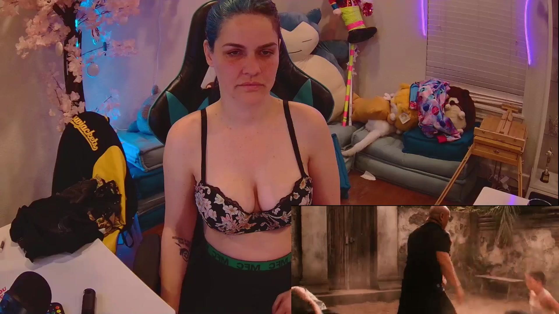 Gallery image thumbnail from DahliaIsDopey's myfreecams stream on, 05/01/2025, 03:25 image 7 of 20