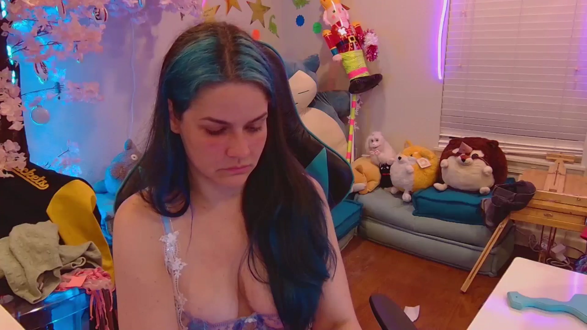 Gallery image thumbnail from DahliaIsDopey's myfreecams stream on, 05/13/2025, 03:11 image 12 of 20