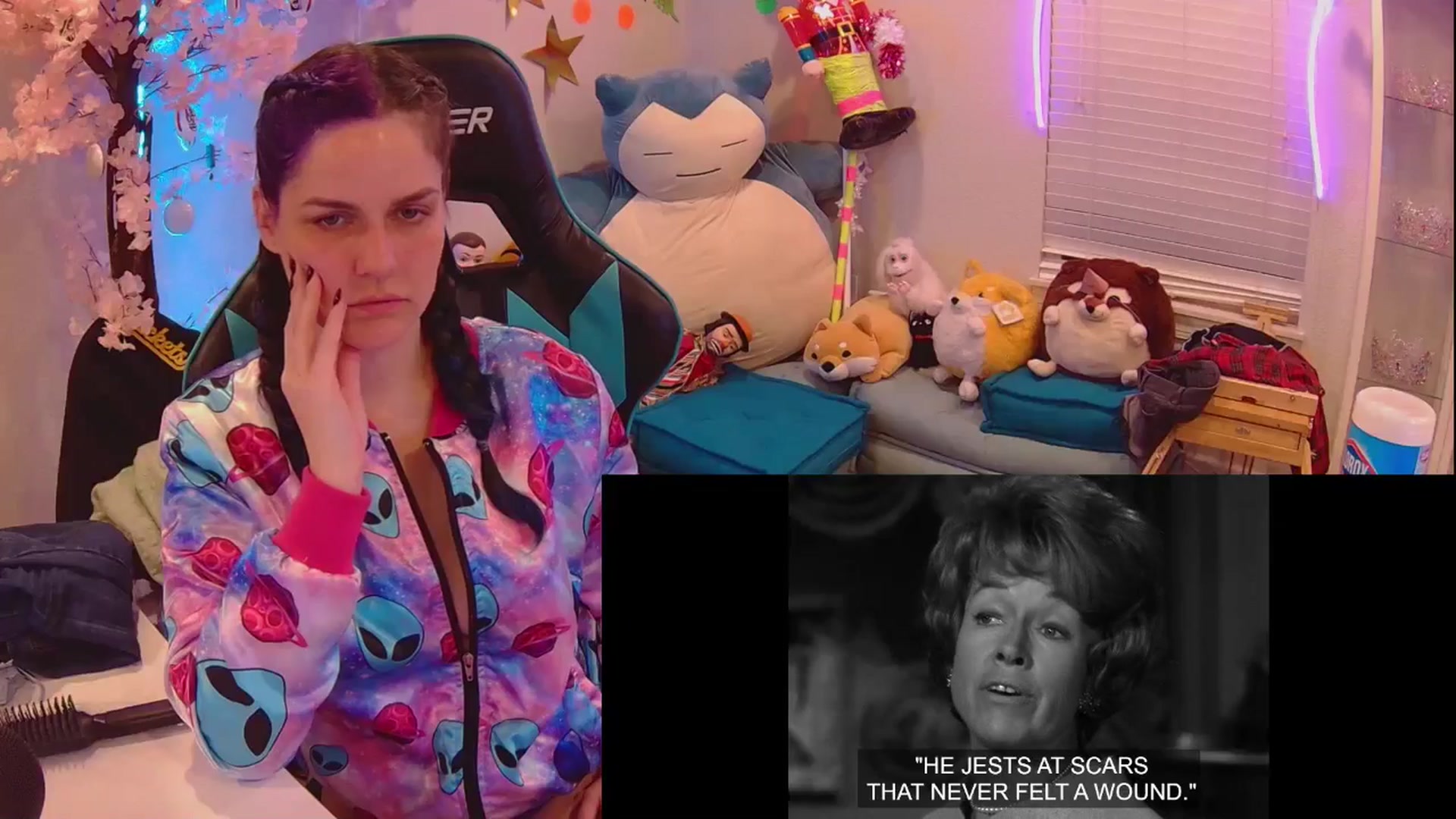 Gallery image thumbnail from DahliaIsDopey's myfreecams stream on, 05/15/2025, 03:35 image 6 of 20