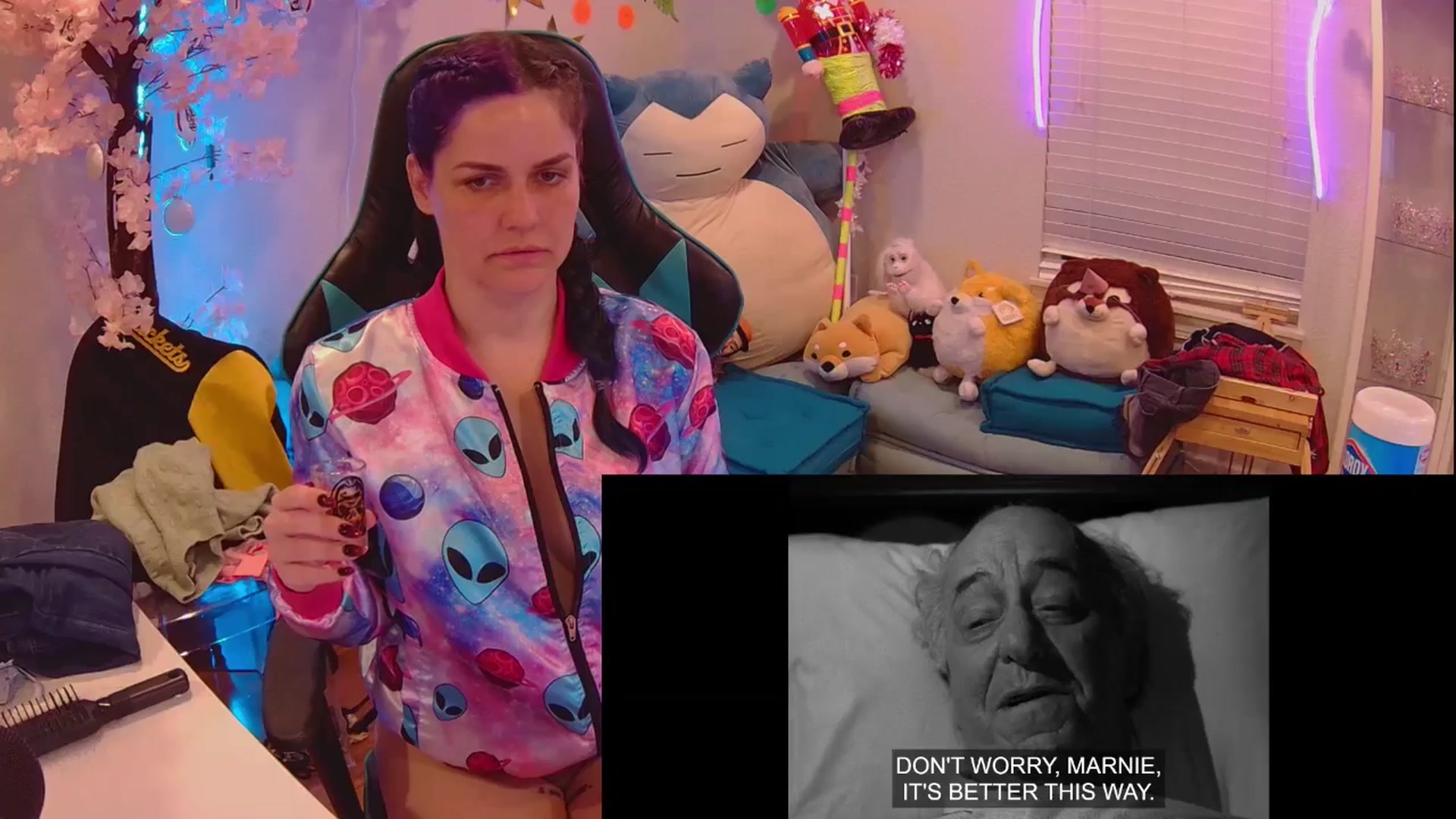 Gallery image thumbnail from DahliaIsDopey's myfreecams stream on, 05/15/2025, 03:35 image 3 of 20