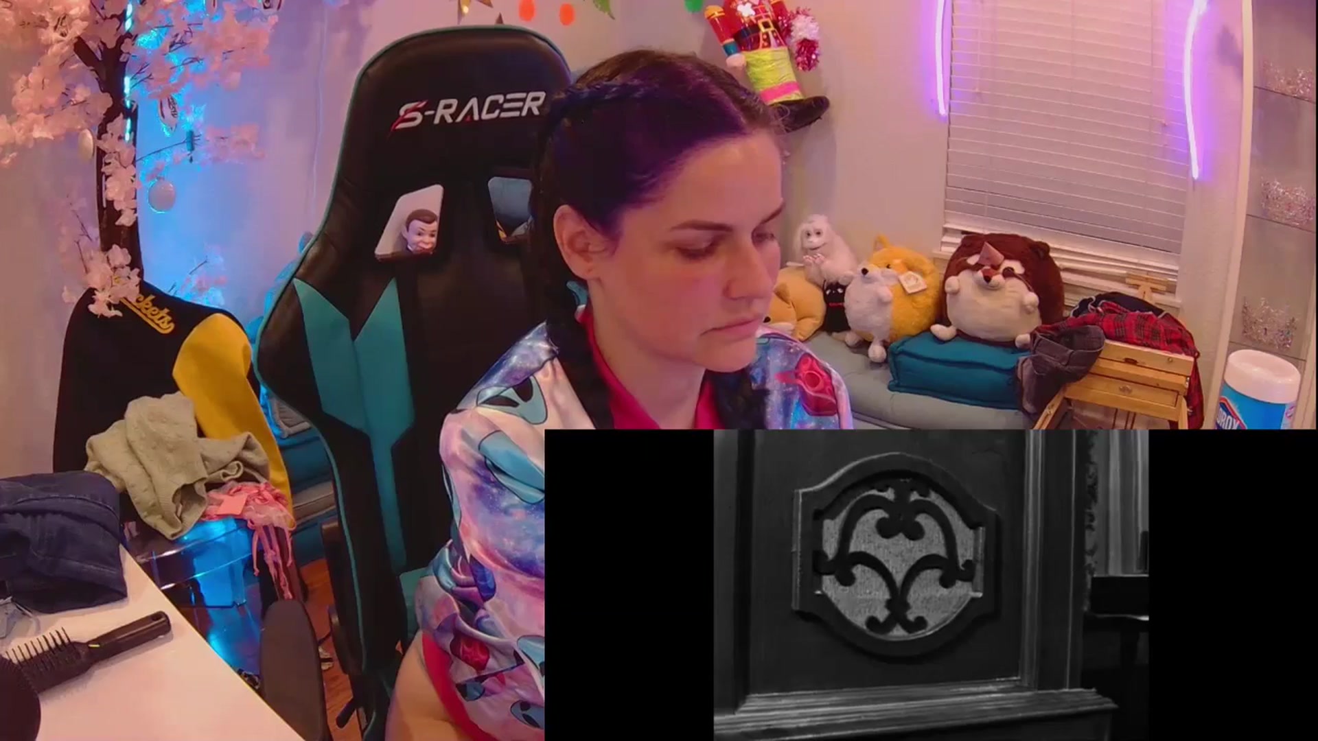 Gallery image thumbnail from DahliaIsDopey's myfreecams stream on, 05/15/2025, 03:35 image 17 of 20