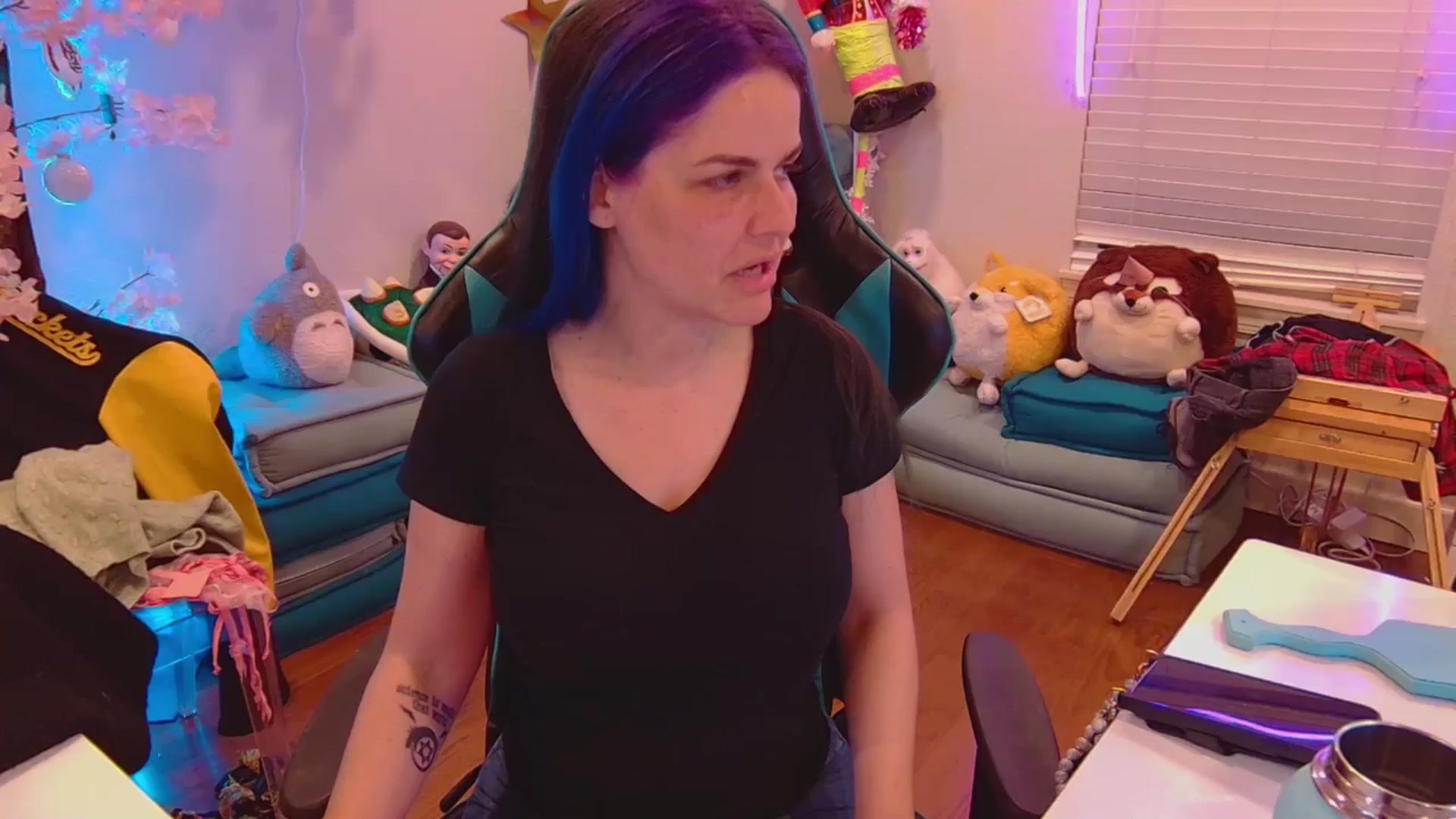 Gallery image thumbnail from DahliaIsDopey's myfreecams stream on, 05/26/2025, 02:52 image 1 of 20