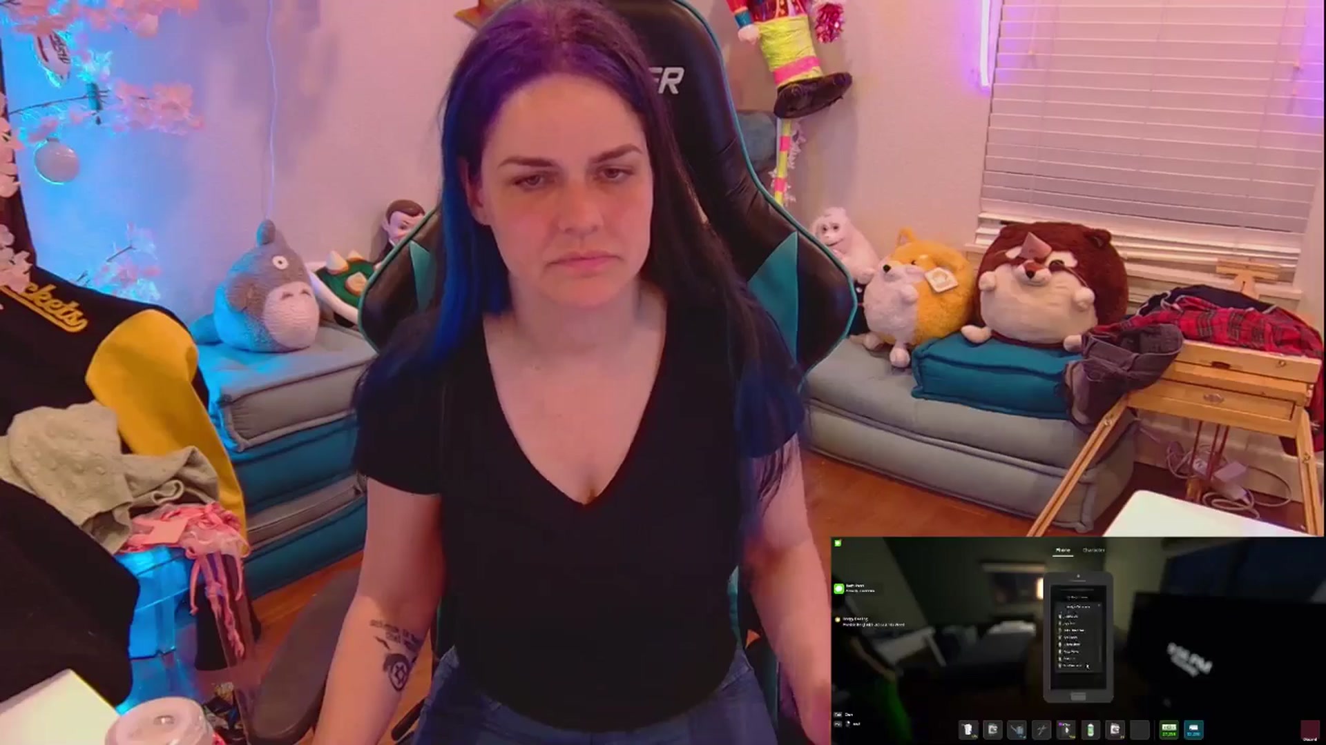 Gallery image thumbnail from DahliaIsDopey's myfreecams stream on, 05/26/2025, 02:52 image 11 of 20