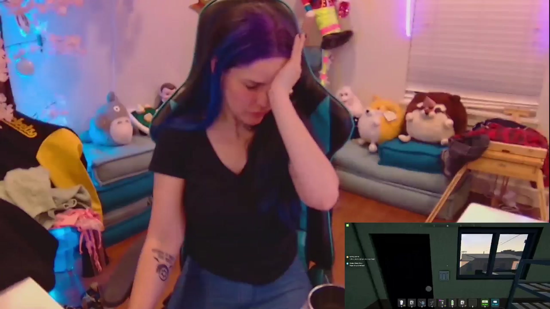Gallery image thumbnail from DahliaIsDopey's myfreecams stream on, 05/26/2025, 02:52 image 16 of 20