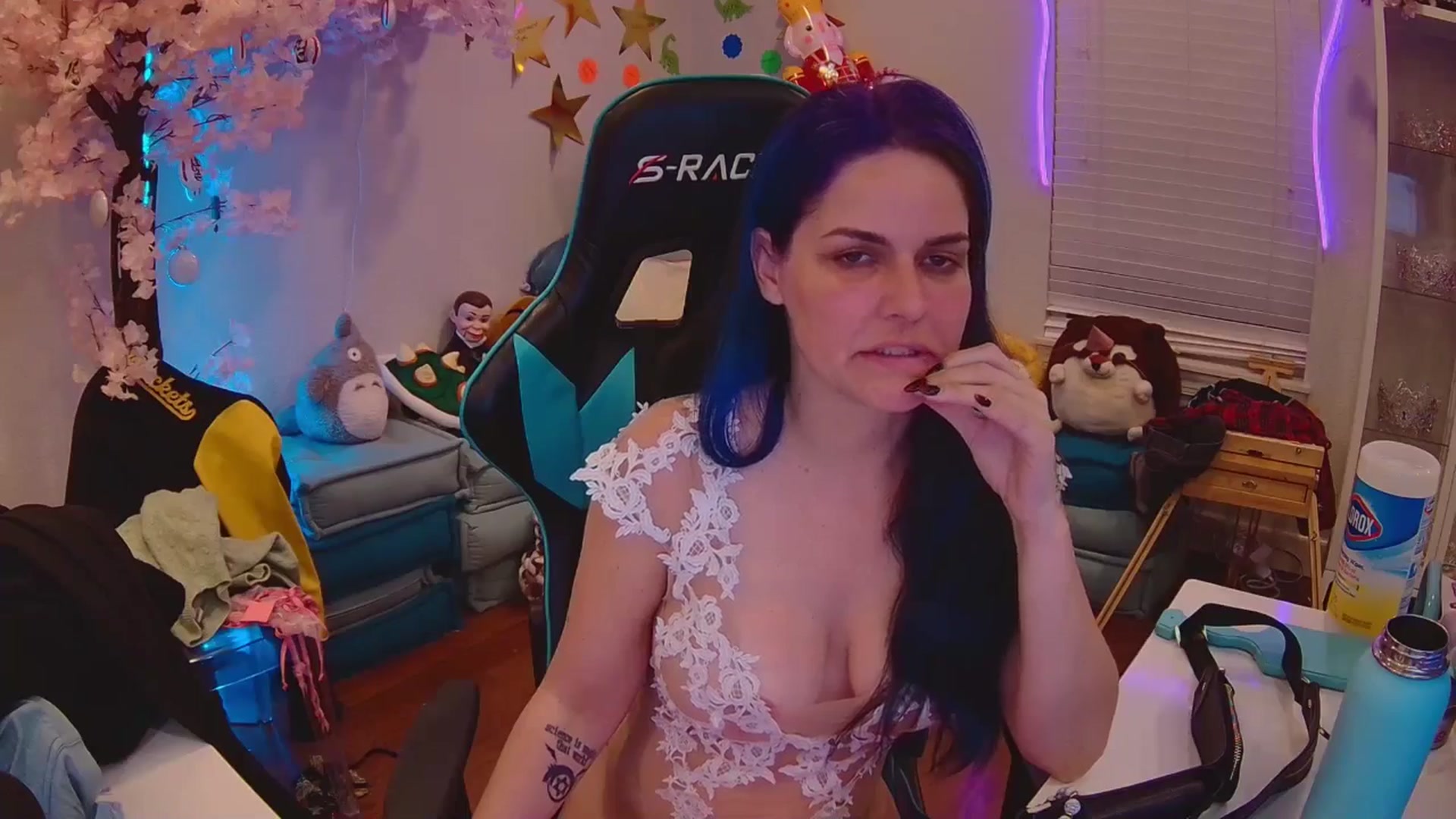 Gallery image thumbnail from DahliaIsDopey's myfreecams stream on, 05/29/2025, 02:27 image 11 of 20