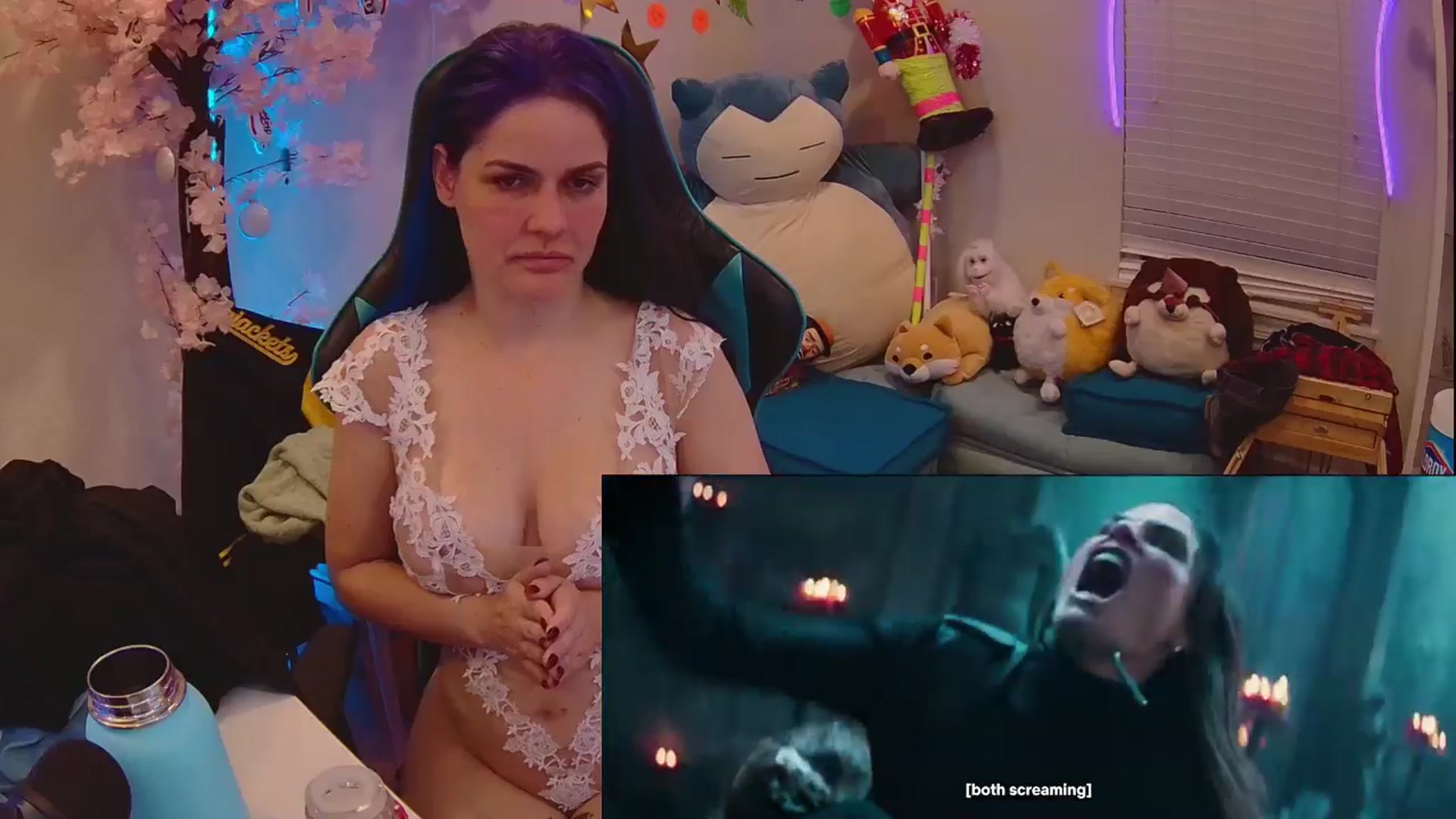 Gallery image thumbnail from DahliaIsDopey's myfreecams stream on, 05/29/2025, 04:13 image 17 of 20