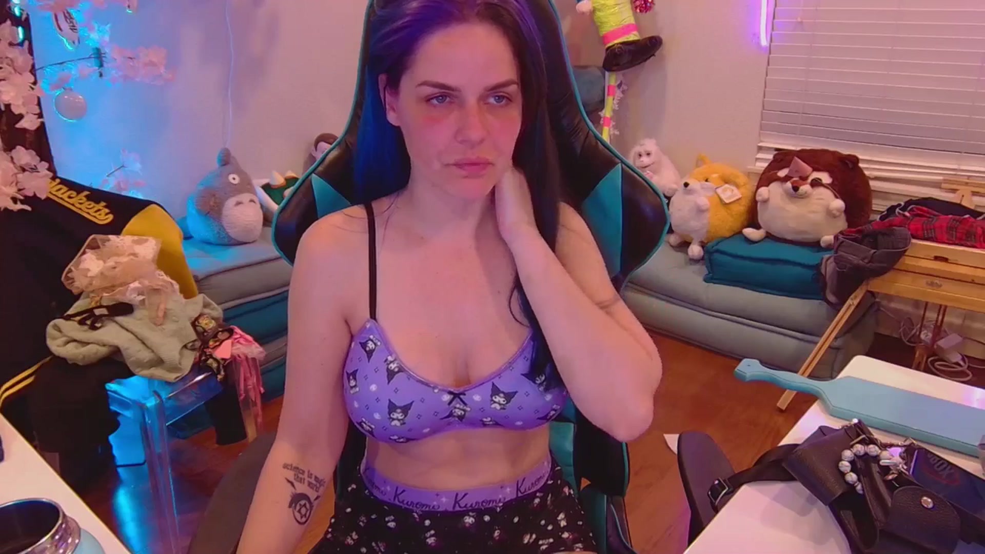 Gallery image thumbnail from DahliaIsDopey's myfreecams stream on, 06/03/2025, 03:04 image 18 of 20