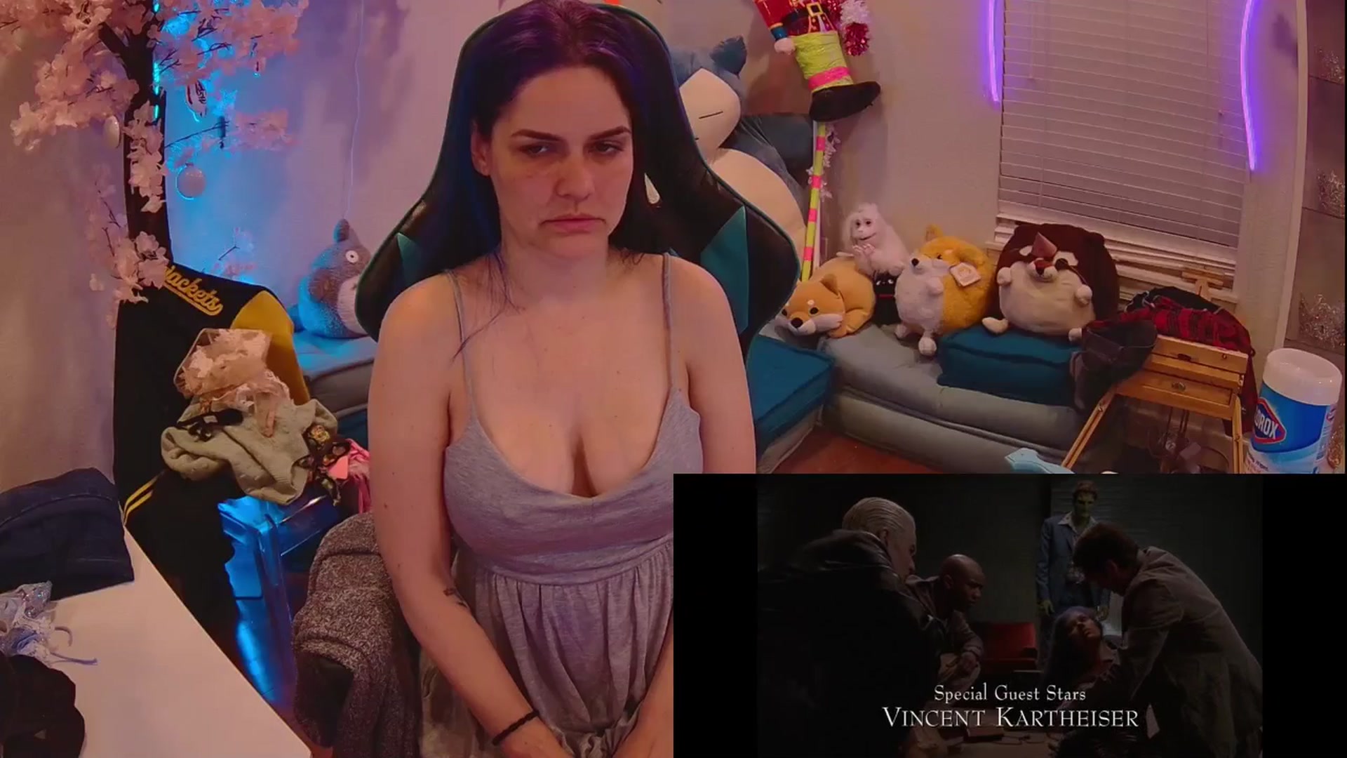 Gallery image thumbnail from DahliaIsDopey's myfreecams stream on, 06/05/2025, 02:05 image 14 of 20