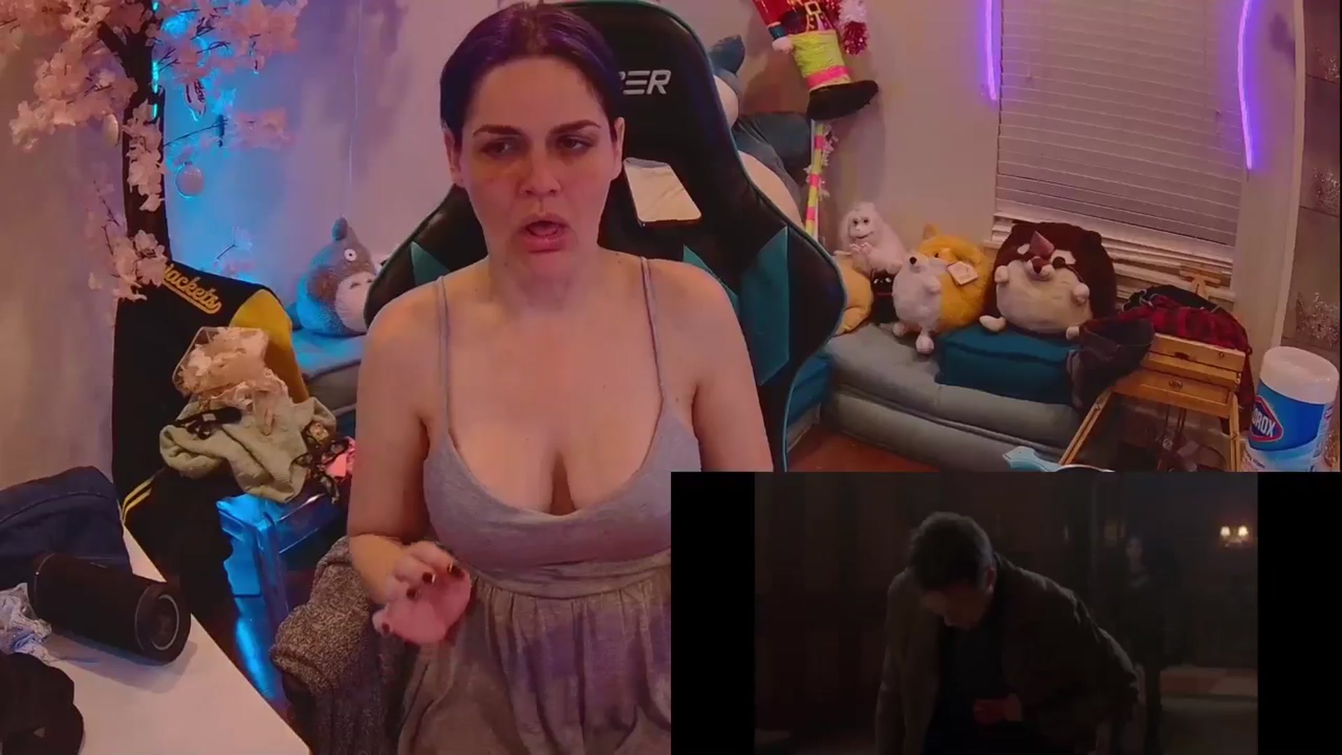 Gallery image thumbnail from DahliaIsDopey's myfreecams stream on, 06/05/2025, 03:05 image 9 of 20