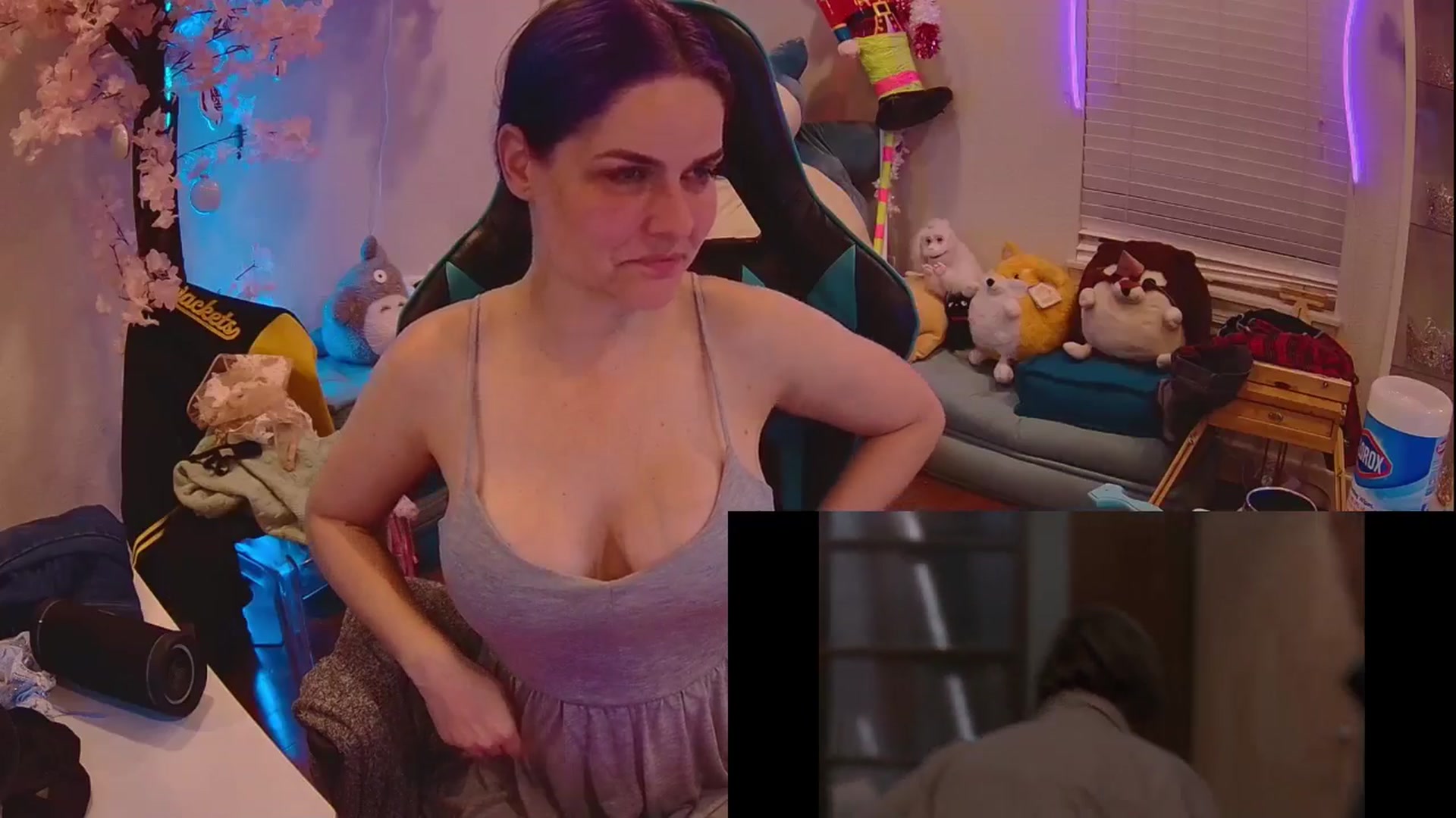 Gallery image thumbnail from DahliaIsDopey's myfreecams stream on, 06/05/2025, 03:05 image 11 of 20