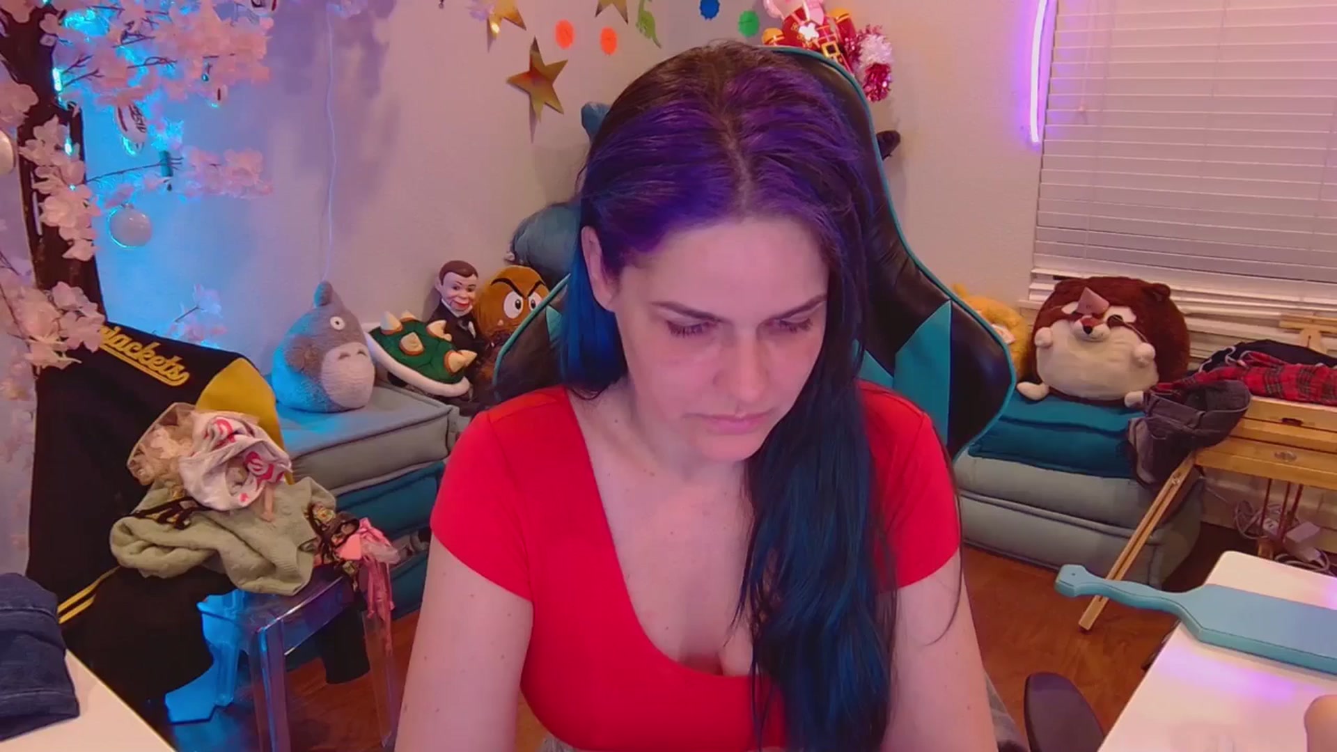 Gallery image thumbnail from DahliaIsDopey's myfreecams stream on, 06/10/2025, 04:41 image 3 of 20