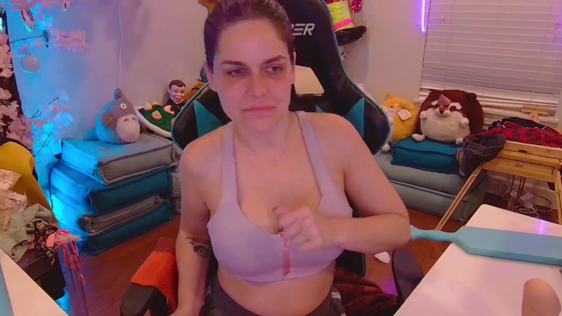 Gallery image thumbnail from DahliaIsDopey's myfreecams stream on, 06/13/2025, 05:01 image 4 of 20