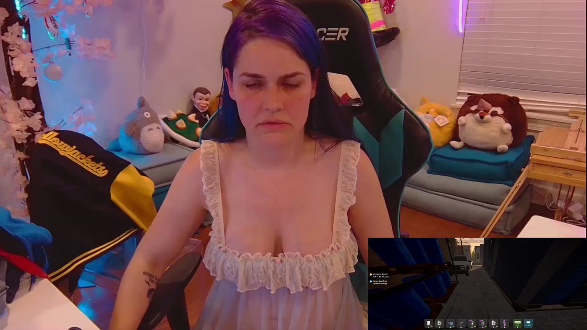 Gallery image thumbnail from DahliaIsDopey's myfreecams stream on, 06/17/2025, 04:41 image 1 of 20