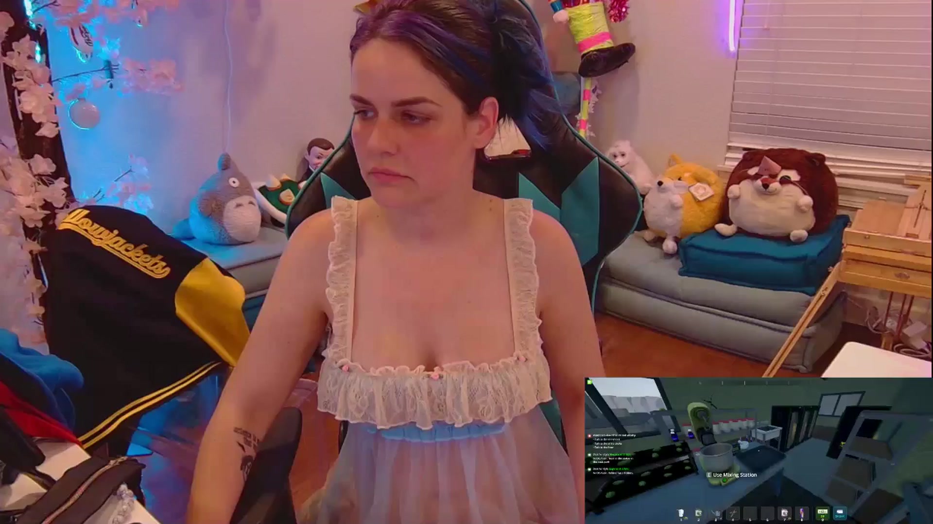 Gallery image thumbnail from DahliaIsDopey's myfreecams stream on, 06/17/2025, 04:41 image 6 of 20