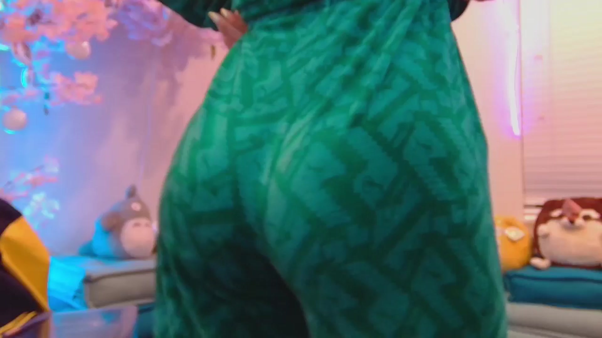 Gallery image thumbnail from DahliaIsDopey's myfreecams stream on, 06/21/2025, 04:51 image 5 of 20
