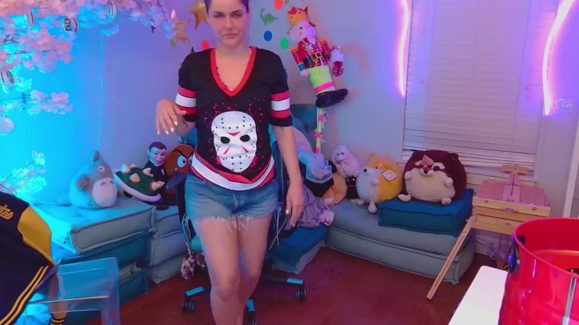 Gallery image thumbnail from DahliaIsDopey's myfreecams stream on, 06/24/2025, 03:43 image 4 of 20