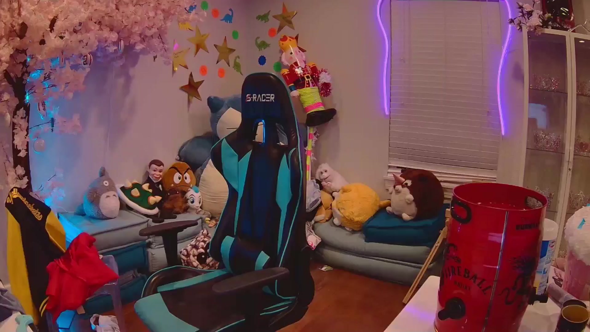 Gallery image thumbnail from DahliaIsDopey's myfreecams stream on, 07/19/2025, 03:02 image 1 of 20