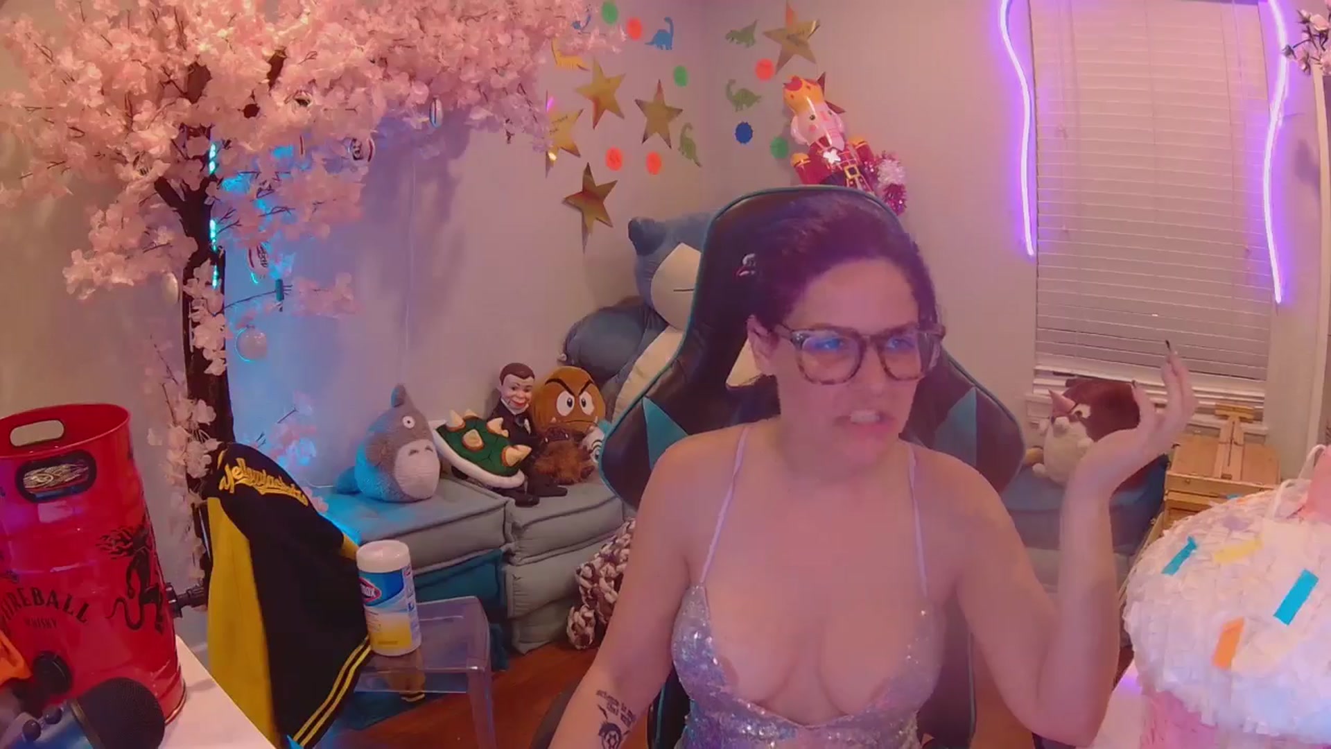 Gallery image thumbnail from DahliaIsDopey's myfreecams stream on, 08/01/2025, 02:15 image 15 of 20