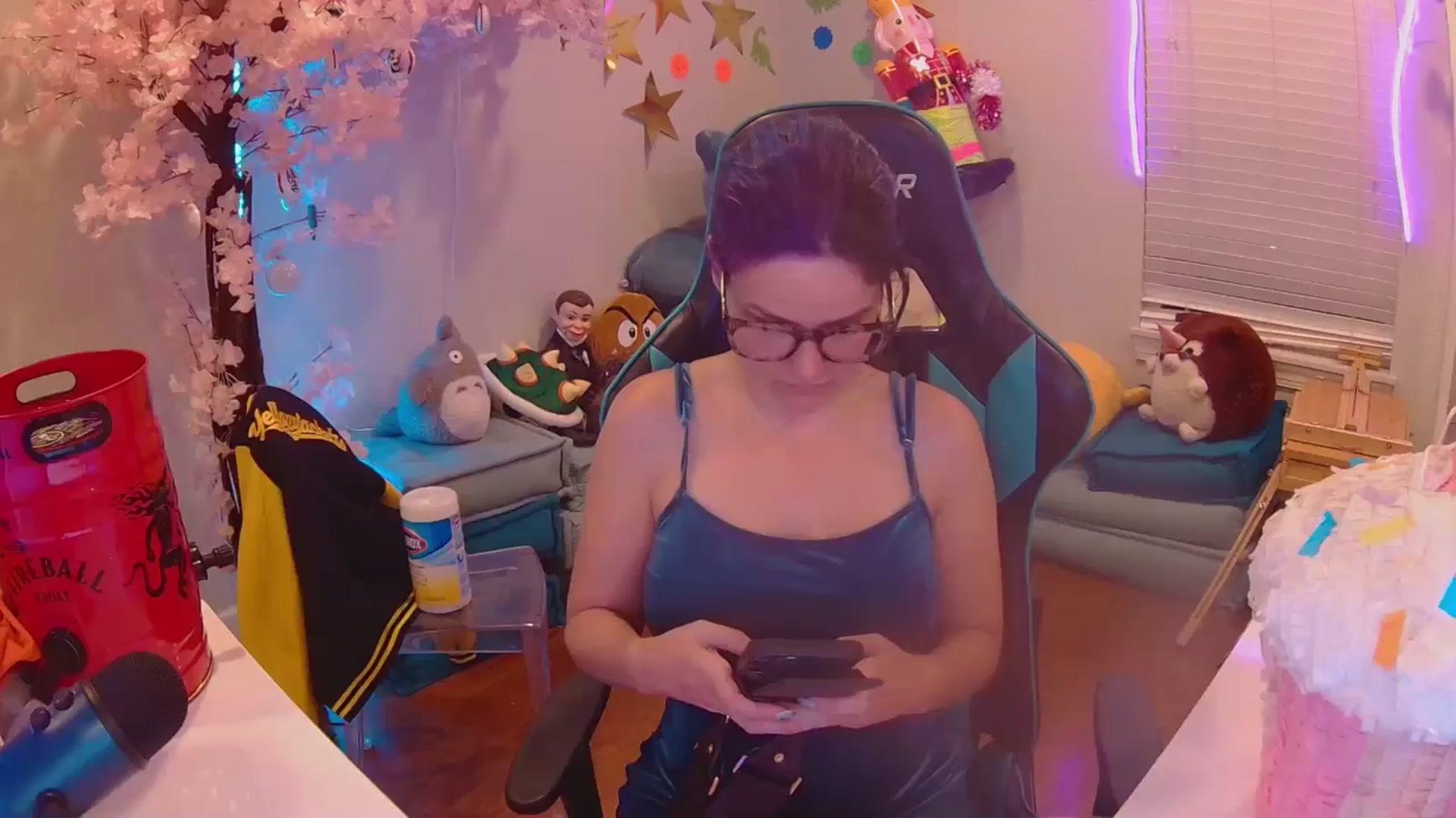 Gallery image thumbnail from DahliaIsDopey's myfreecams stream on, 08/01/2025, 02:15 image 8 of 20
